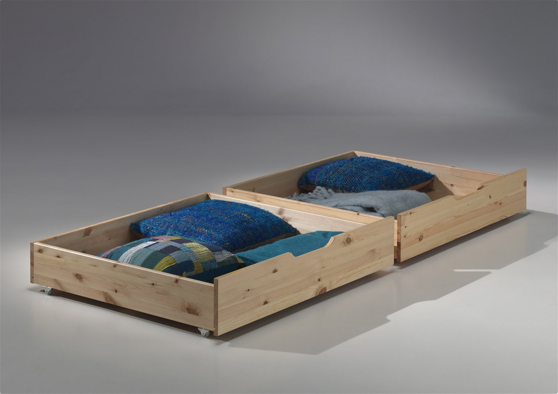 Pat supraetajat din lemn de pin cu 2 sertare, pentru copii Pino Small Natural, 200 x 90 cm (3)