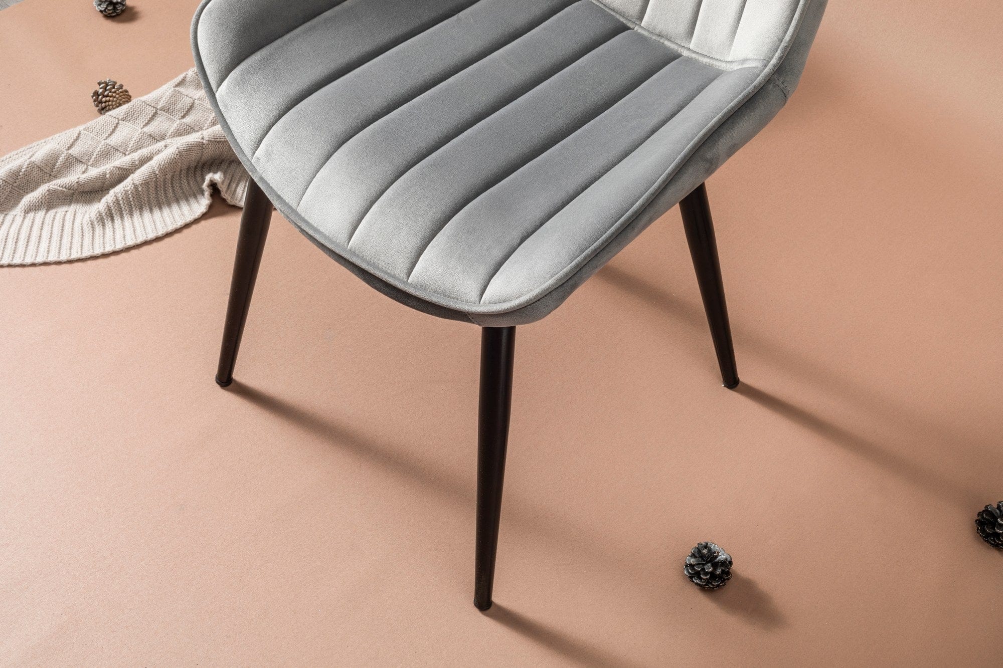 Set 2 scaune tapitate cu stofa si picioare metalice, Venus Gri / Negru, l51xA45xH90 cm (2)
