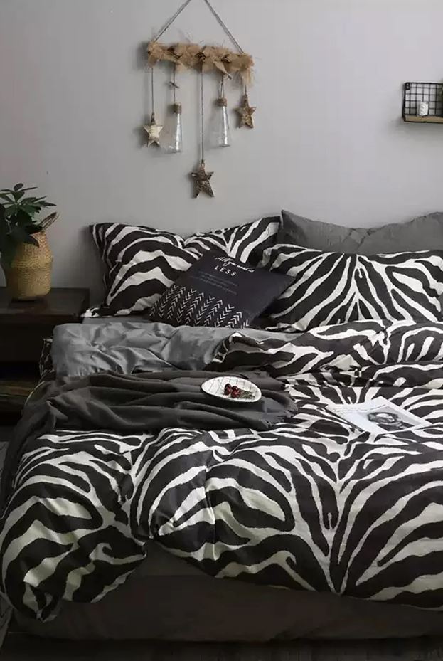 Lenjerie de pat din bumbac Ranforce, Zebra Gri / Negru / Alb, 200 x 220 cm (1)