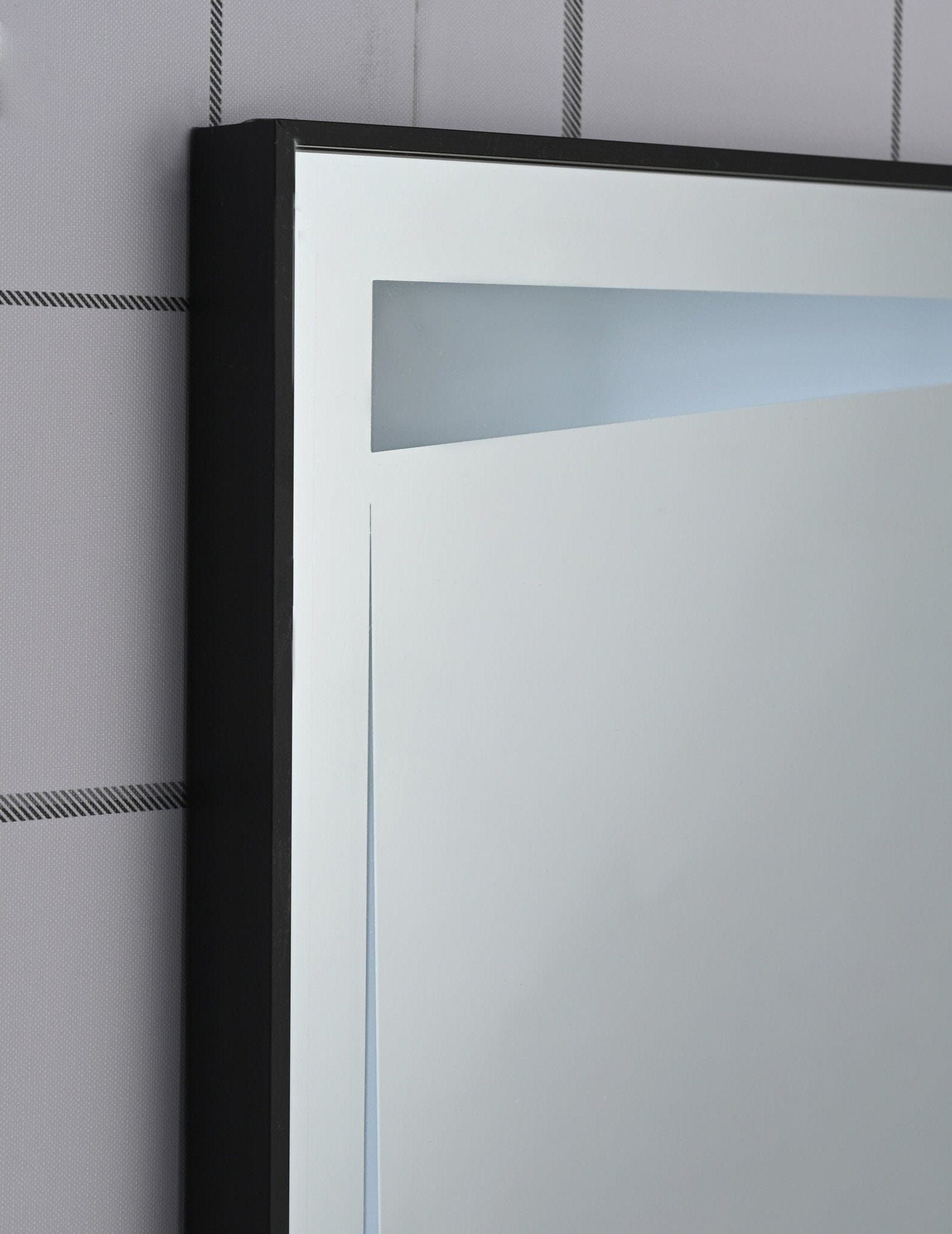 Bathzone BATHZONE, Oglinda Baie Slim 08 cu Iluminare Led si Touch Senzor, IP44, 6500K, 2090LM, Dreptunghiulara l50xH150 cm