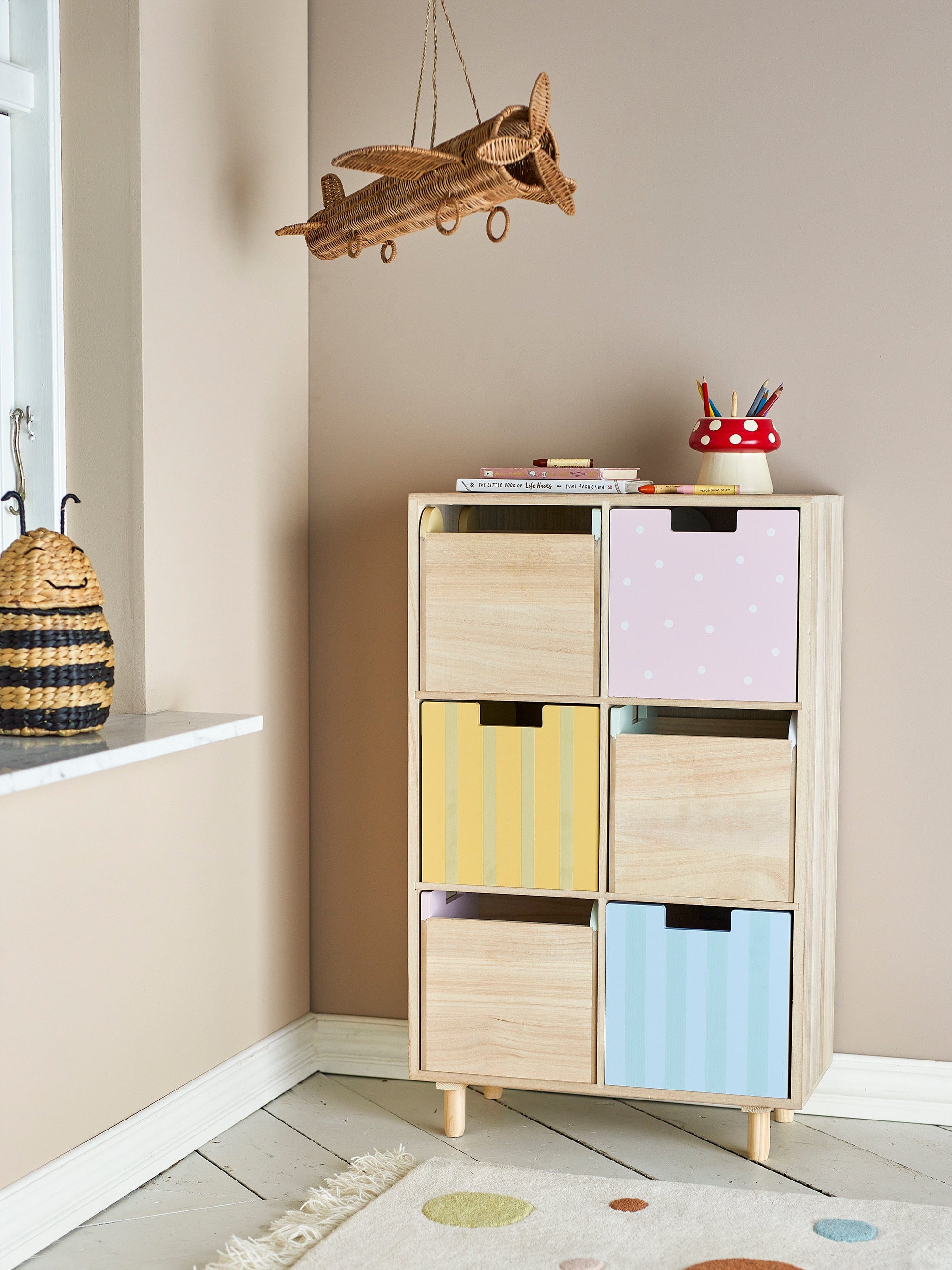 Bloomingville Biblioteca din lemn, MDF si pal, pentru copii, Calle Natural, l55xA25.5xH88.5 cm