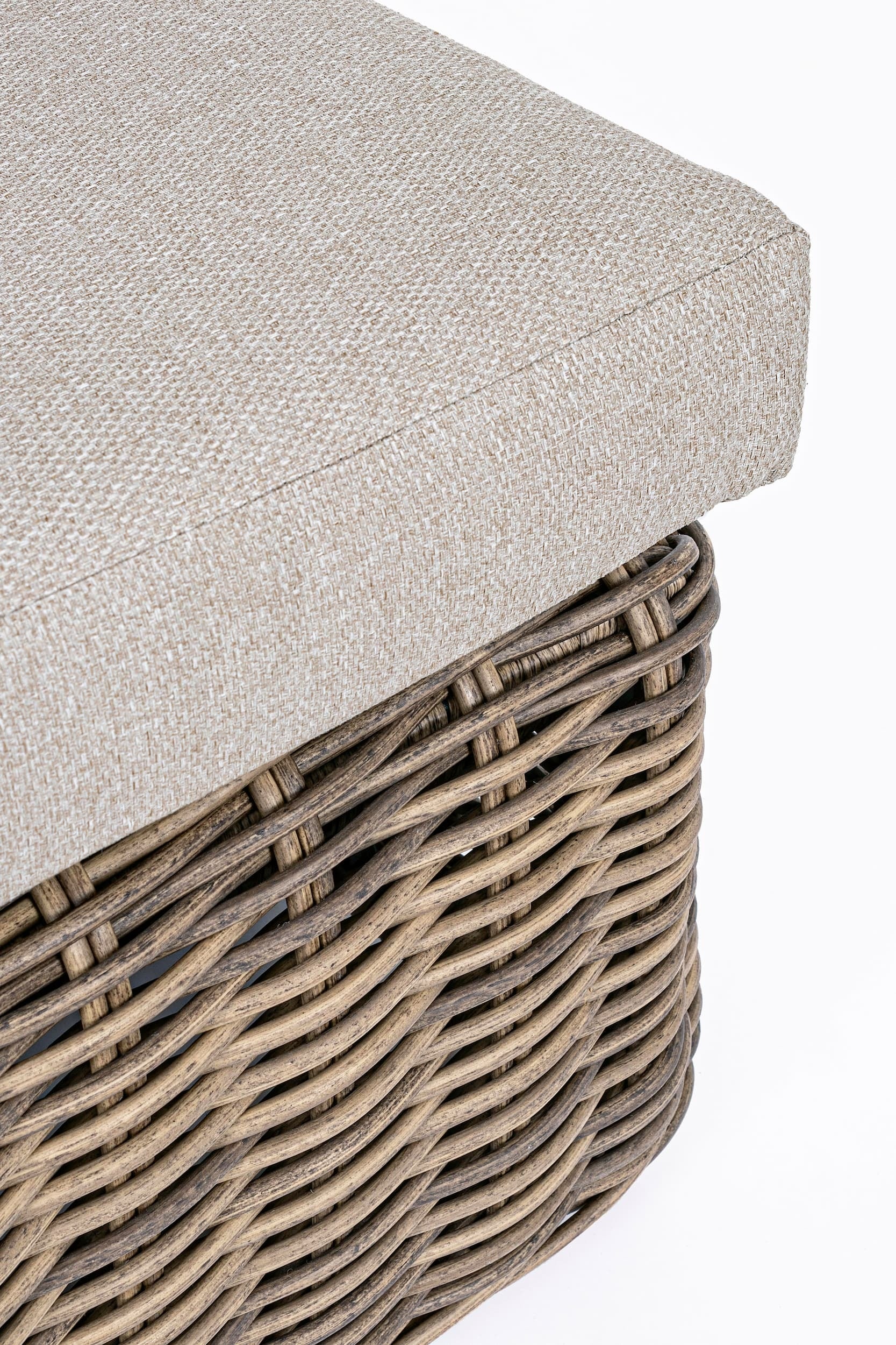 Bizzotto Canapea fixa pentru gradina / terasa, din aluminiu si fibre sintetice, cu perne detasabile, 2 locuri, Coraline Gri Deschis / Natural, l163xA98xH79 cm