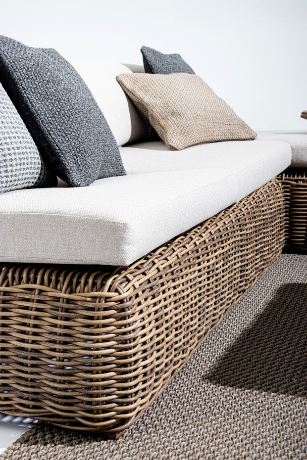 Canapea fixa pentru gradina / terasa, din aluminiu si fibre sintetice, cu perne detasabile, 2 locuri, Coraline Gri Deschis / Natural, l163xA98xH79 cm (2)