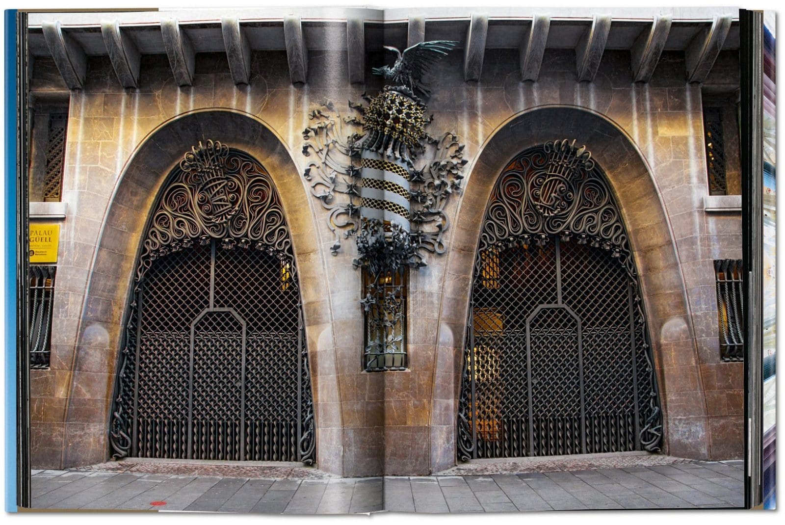 Carte Gaudí - The Complete Works, Rainer Zerbst, Editie in Limba Engleza (2)