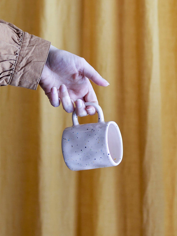 Bloomingville Ceasca din ceramica, Sprinkle Roz, 210 ml