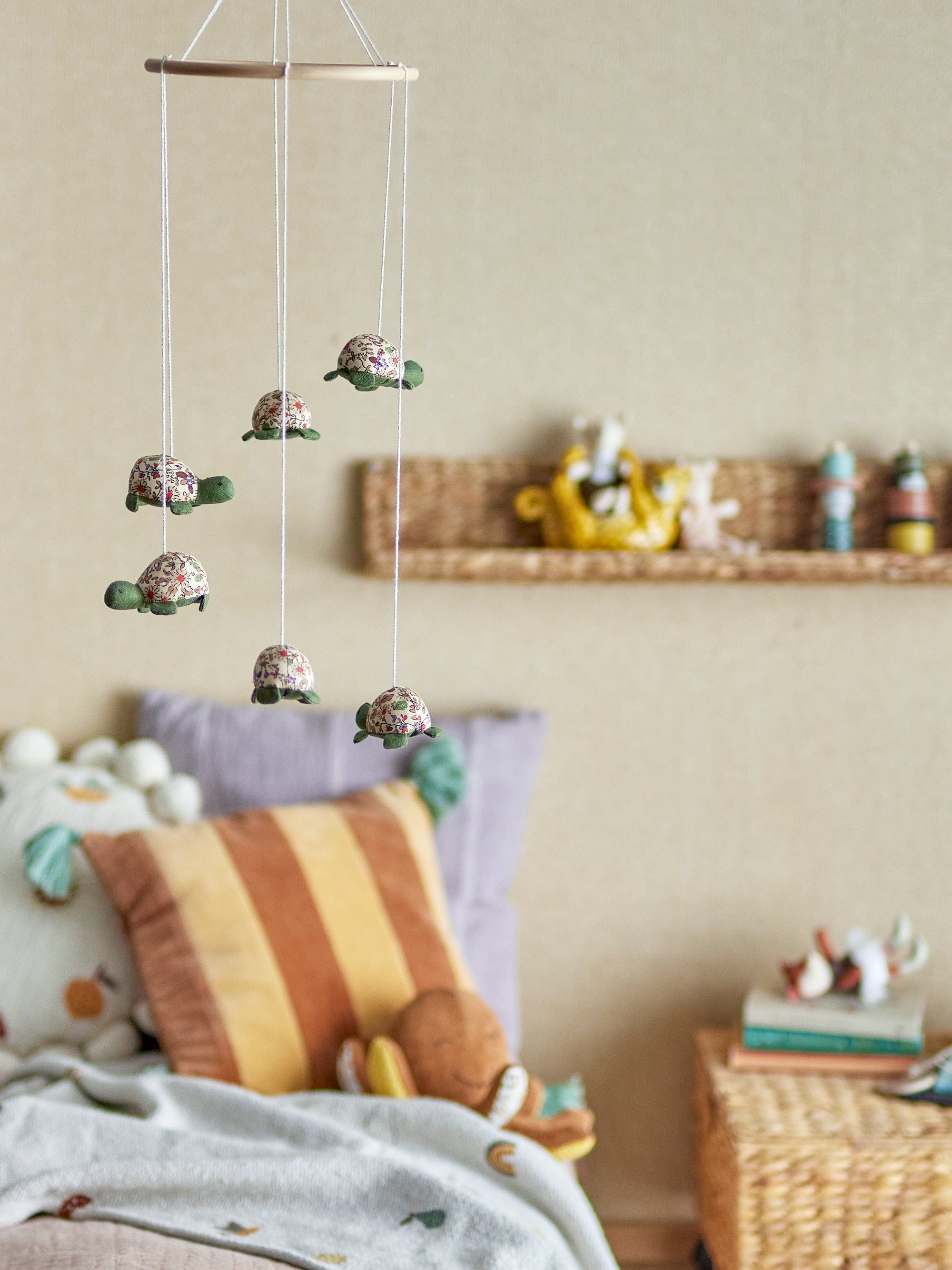 Decoratiune din textil si bambus, Dott Verde, Ø20xH62 cm (4)