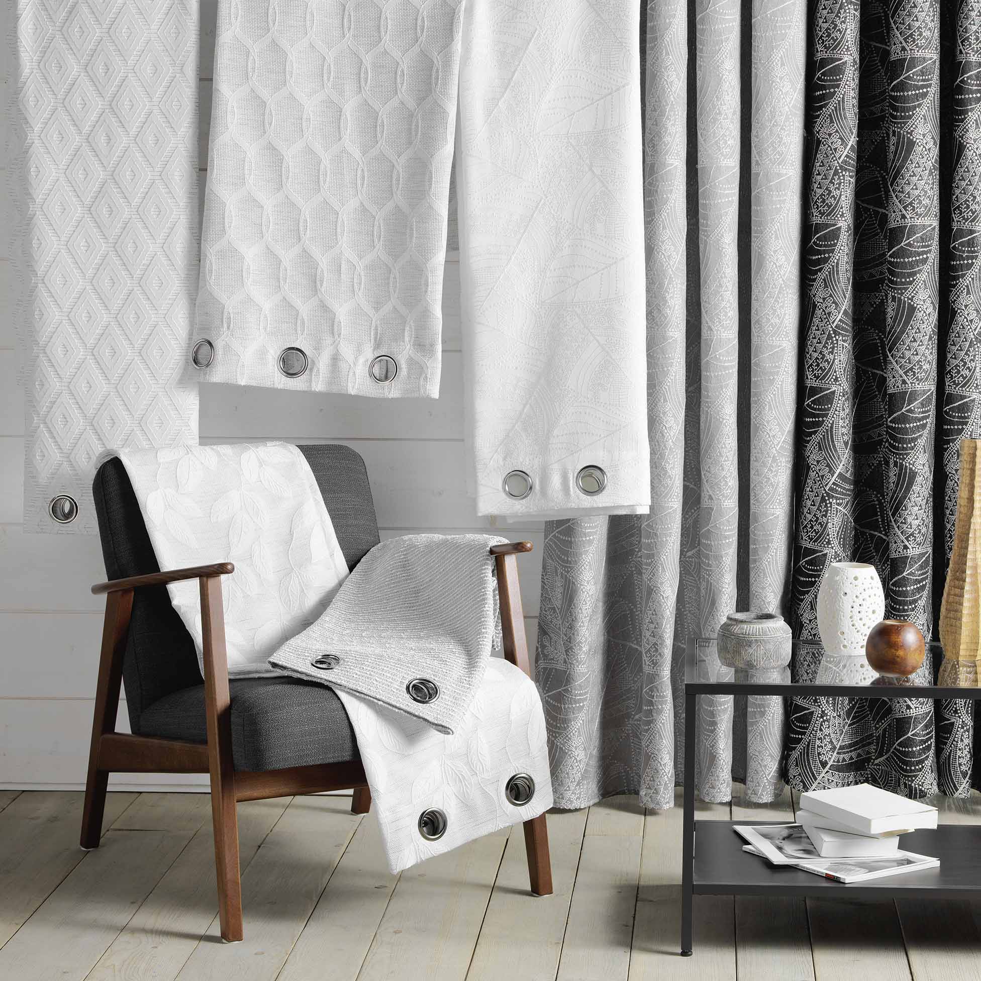 Draperie Floriss Alb, 140 x 260 cm (2)