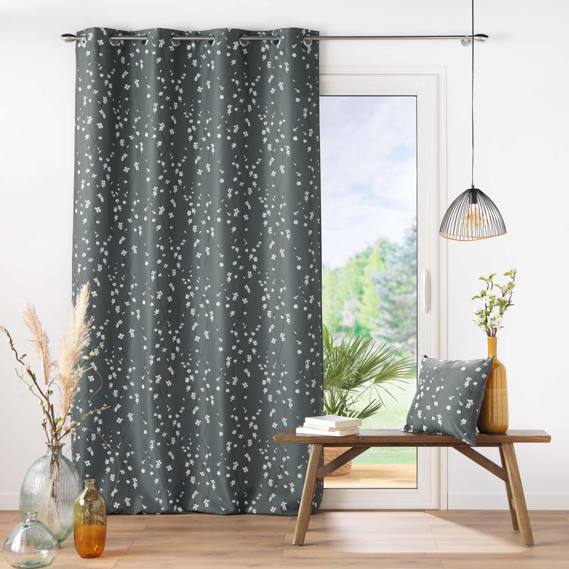 Draperie Sakura Antracit, 140 x 260 cm (1)