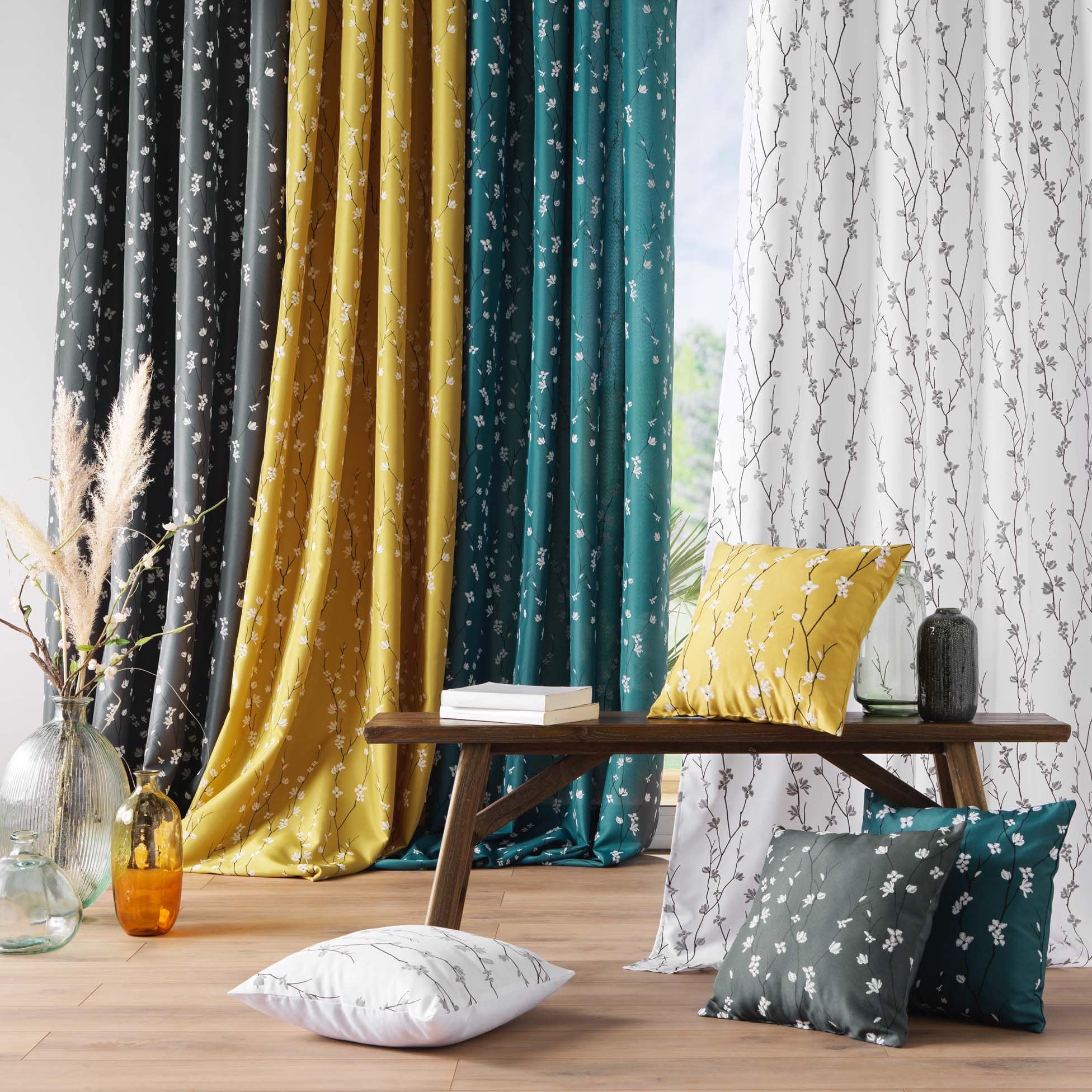 U10 Draperie Sakura Verde, 140 x 260 cm