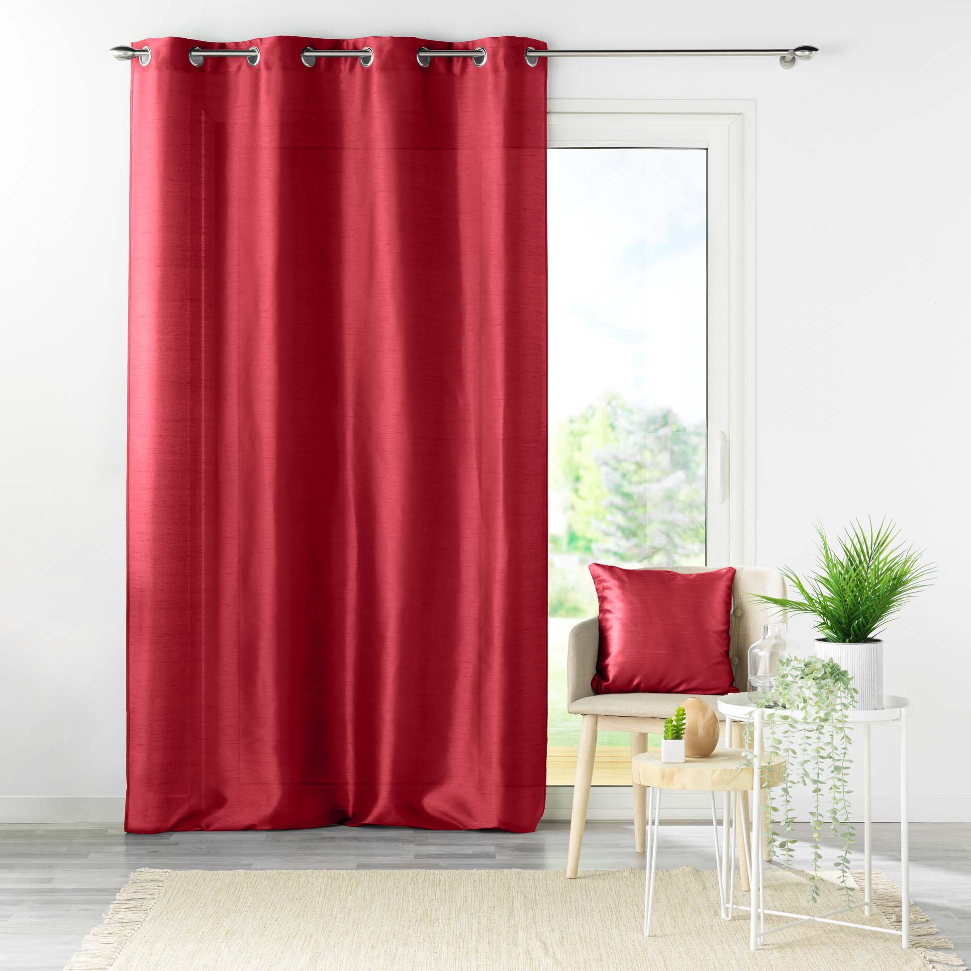 Draperie Shana Rosu, 140 x 240 cm (1)