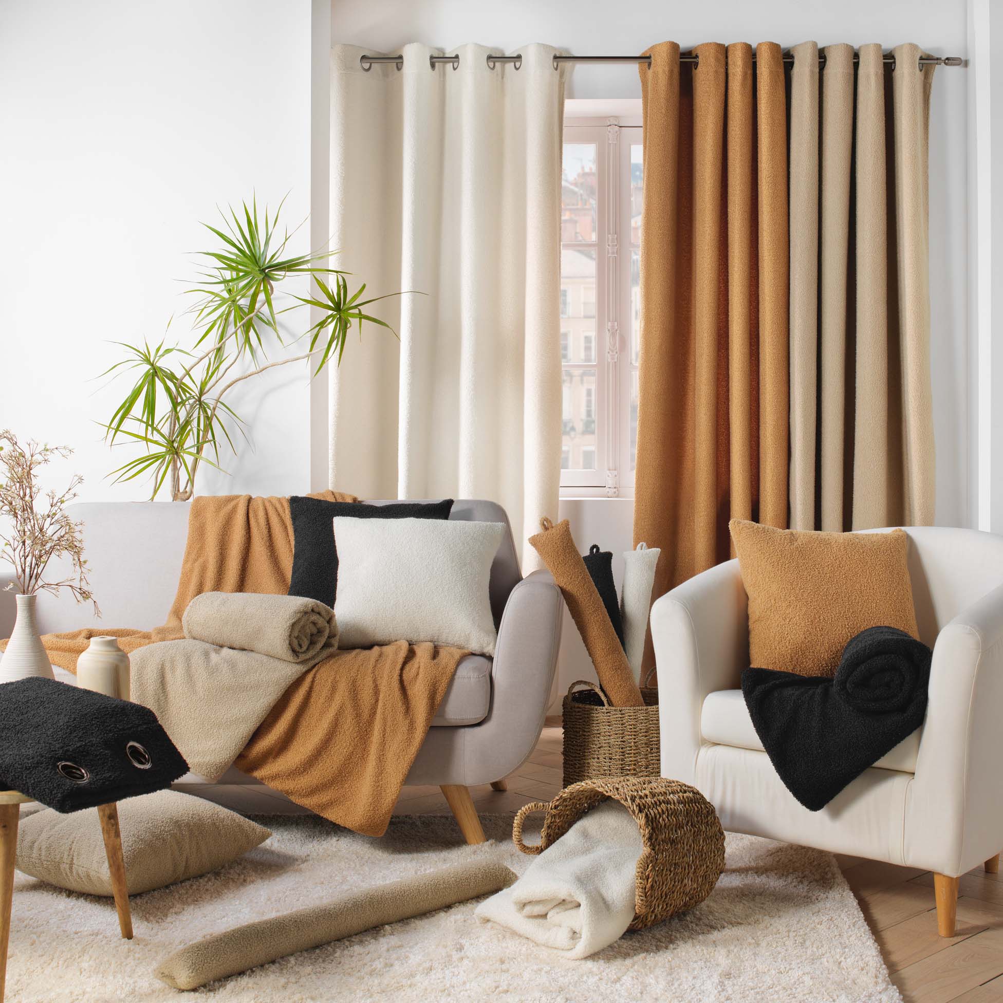 U10 Draperie Wooly Camel, 140 x 240 cm