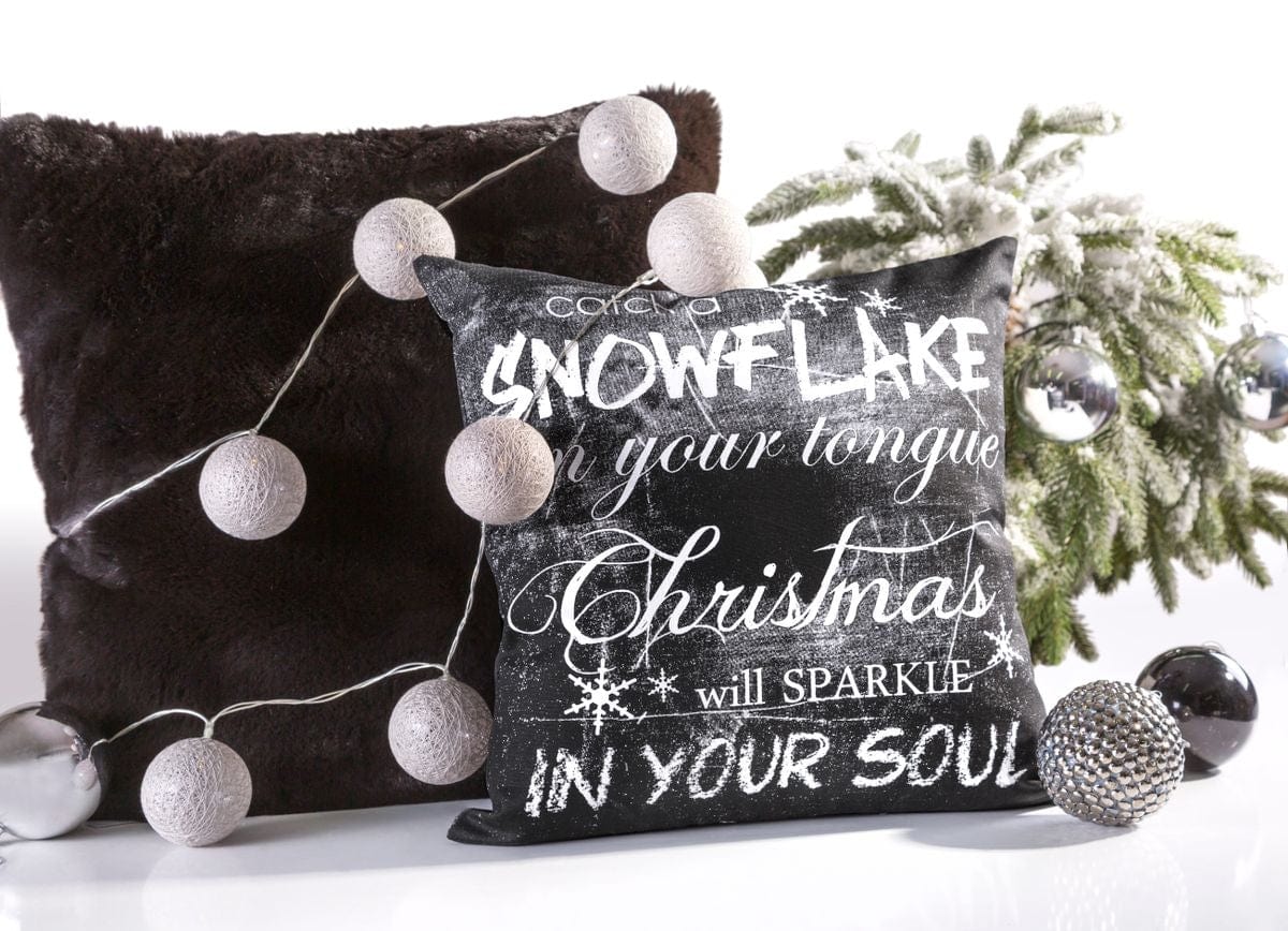BFSummer Fata perna decorativa pentru Craciun Savi Negru / Alb, 40 x 40 cm
