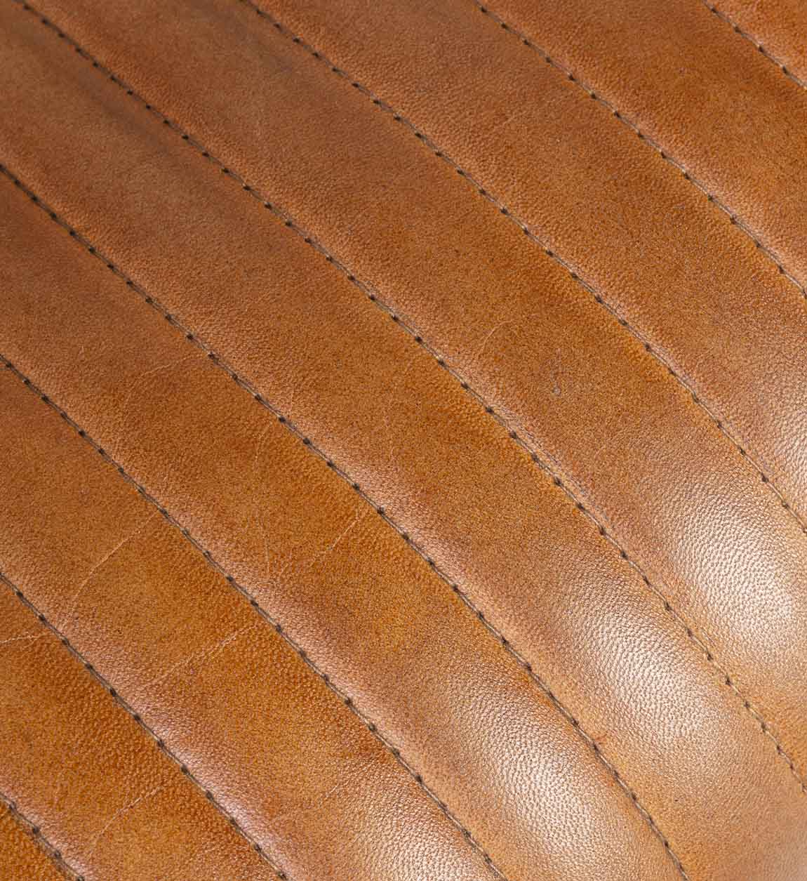 Fotoliu fix tapitat cu piele ecologica si picioare metalice, Boston Maro / Negru, l68xA76xH75 cm (2)