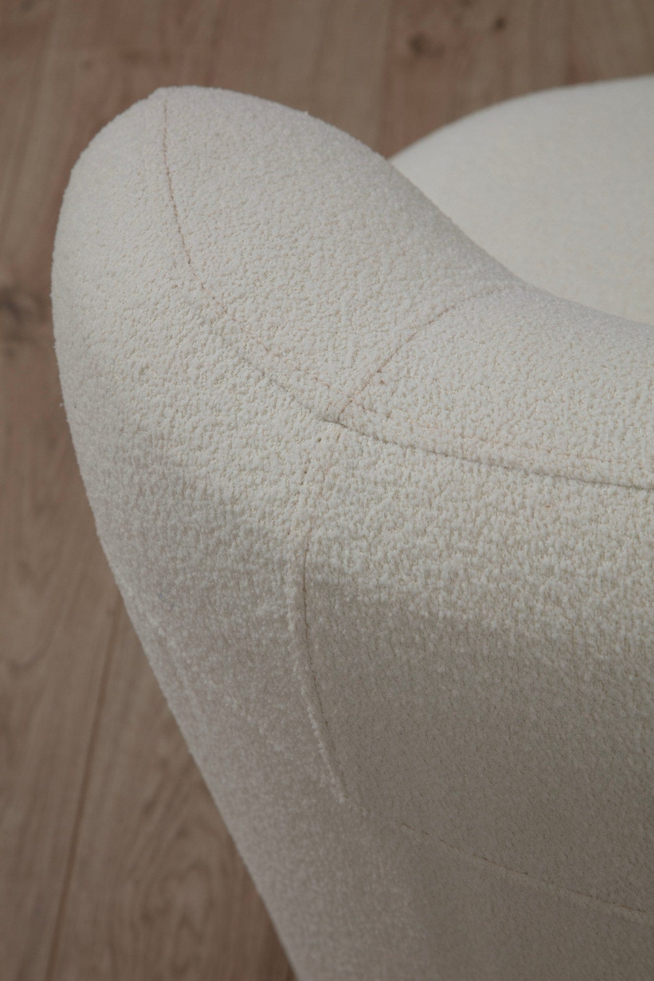 Fotoliu fix tapitat cu stofa si picioare din plastic, Livorno Alb, l85xA80xH78 cm (2)