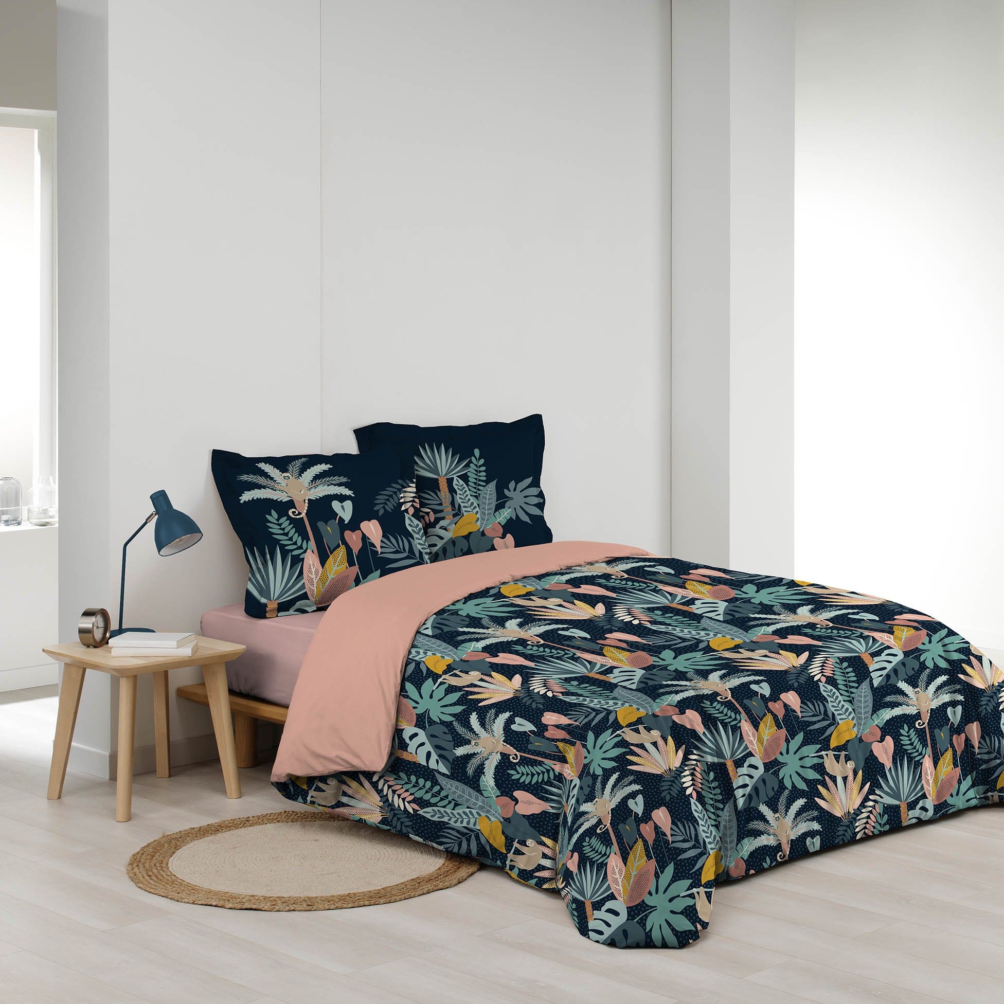 Lenjerie de pat din bumbac, Guinea Albastru, 240 x 220 cm (1)