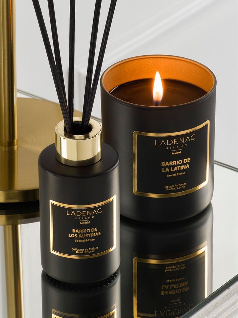 Lumanare Parfumata, Barrio de la Latina, Negru/Auriu, din Ceara Naturala in Pahar de Sticla si Cutie Cadou, Rotunda 200g (2)