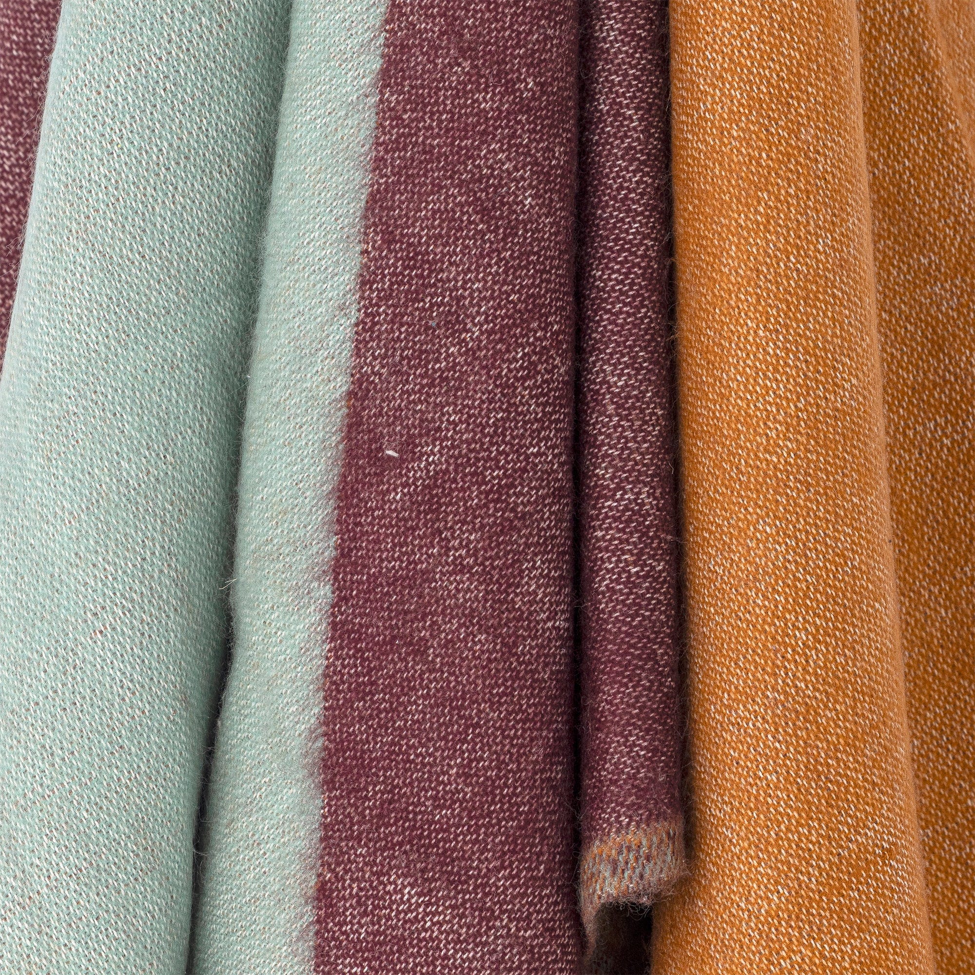 Patura decorativa din acril Ara Rosu, 150 x 125 cm (3)