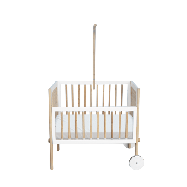 Theo Bebe 50 x 80 cm Patut co-sleeping din lemn, ratan si MDF, pentru bebe, Oceania Alb / Natural, 50 x 80 cm