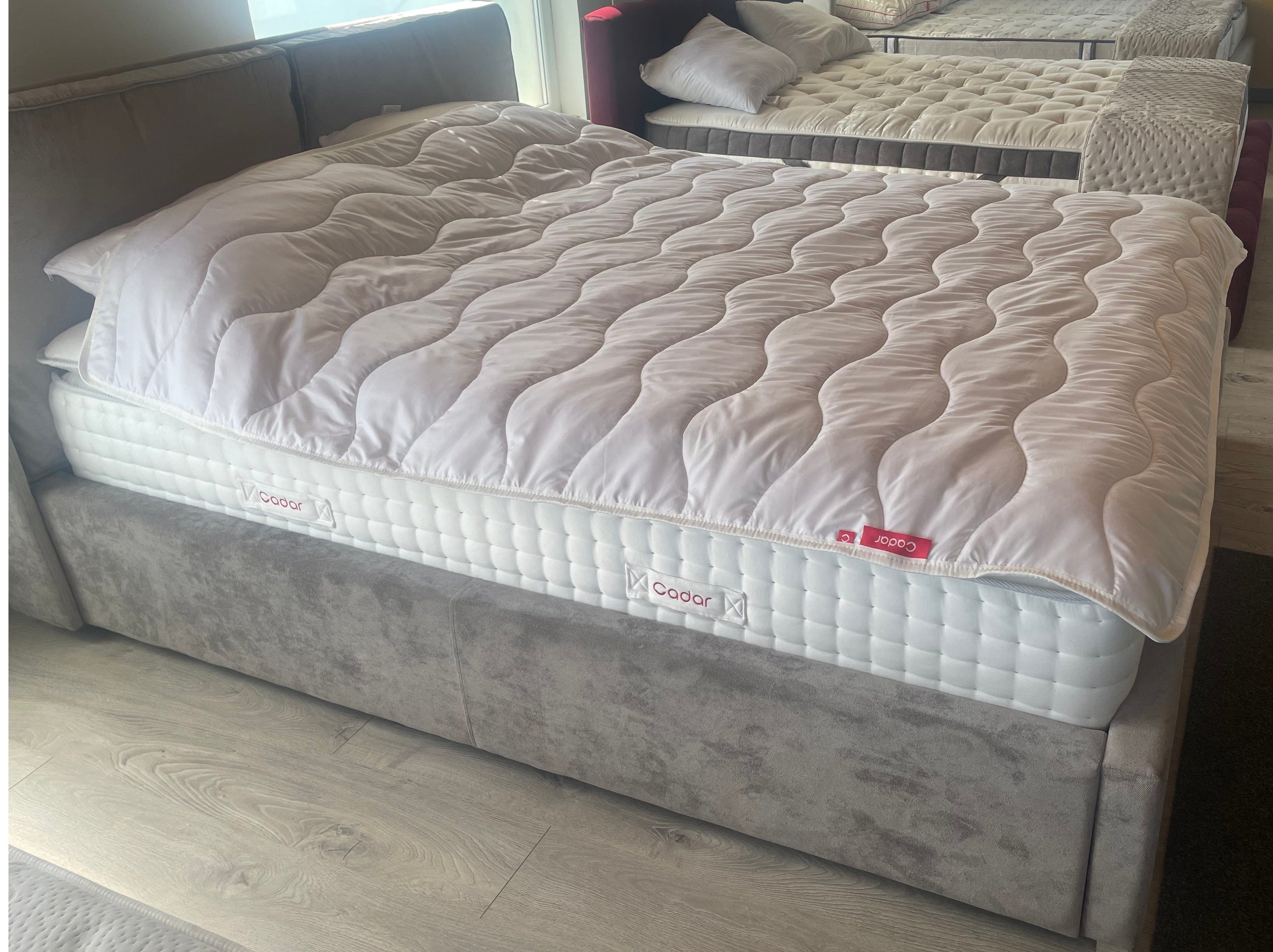 Cadar 200 x 140 cm Pilota Vara, umplutura vata 200 g/mp, tesatura microfibra, Melis Alb