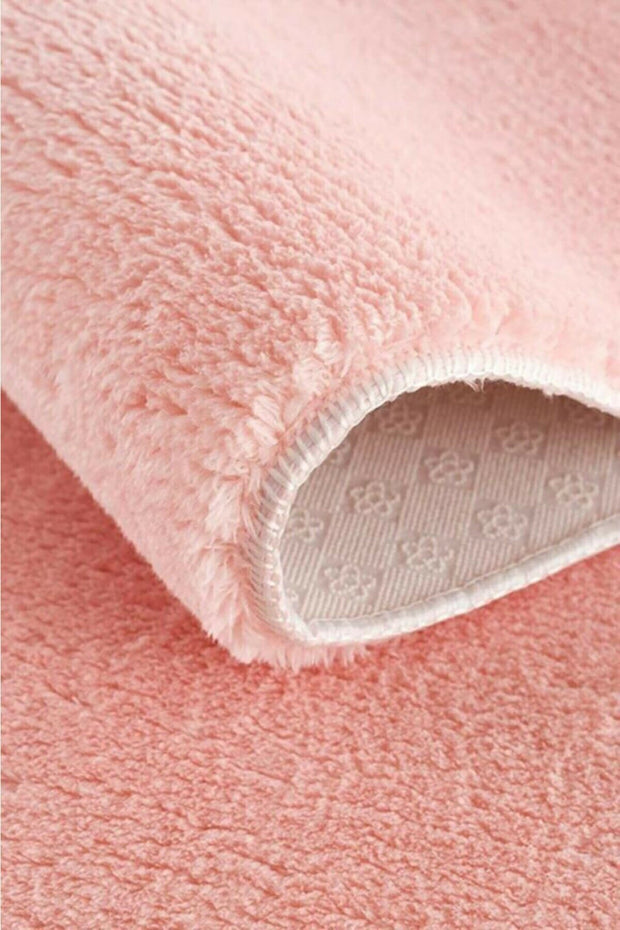 Set 2 covorase pentru baie antiderapante din poliester, Pufy Roz, 60 x 100 / 50 x 80 cm (1)
