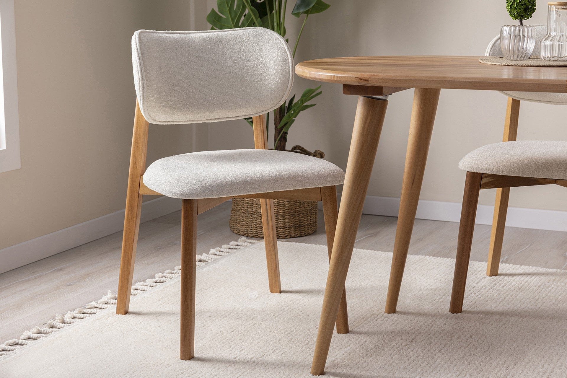 Set 2 scaune din lemn de fag, tapitate cu stofa Soli Alb / Fag, l50xA50xH84 cm (2)