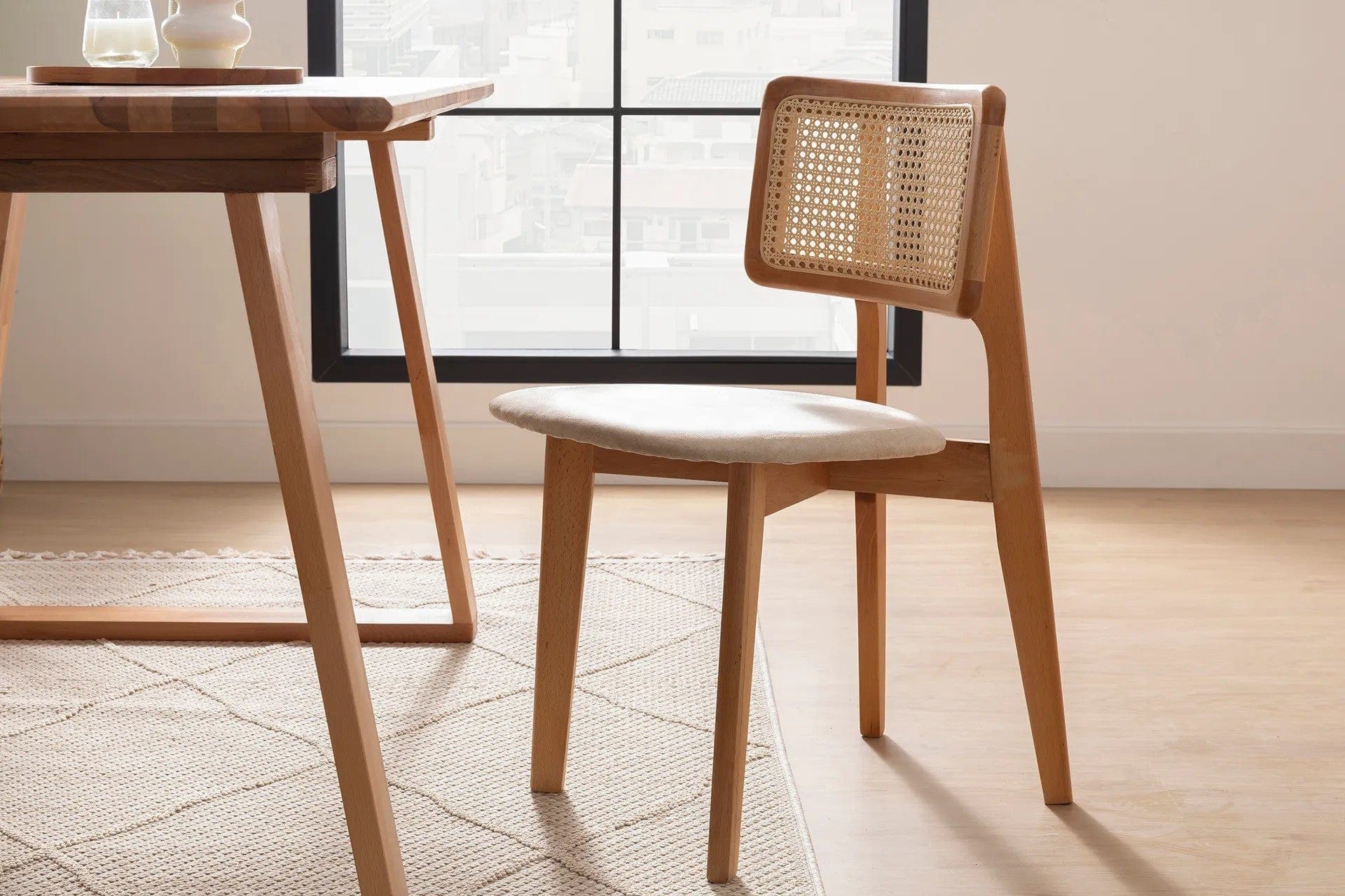 Set 2 scaune din lemn de fag, tapitate cu stofa Zeus Crem / Fag, l45xA45xH80 cm (1)