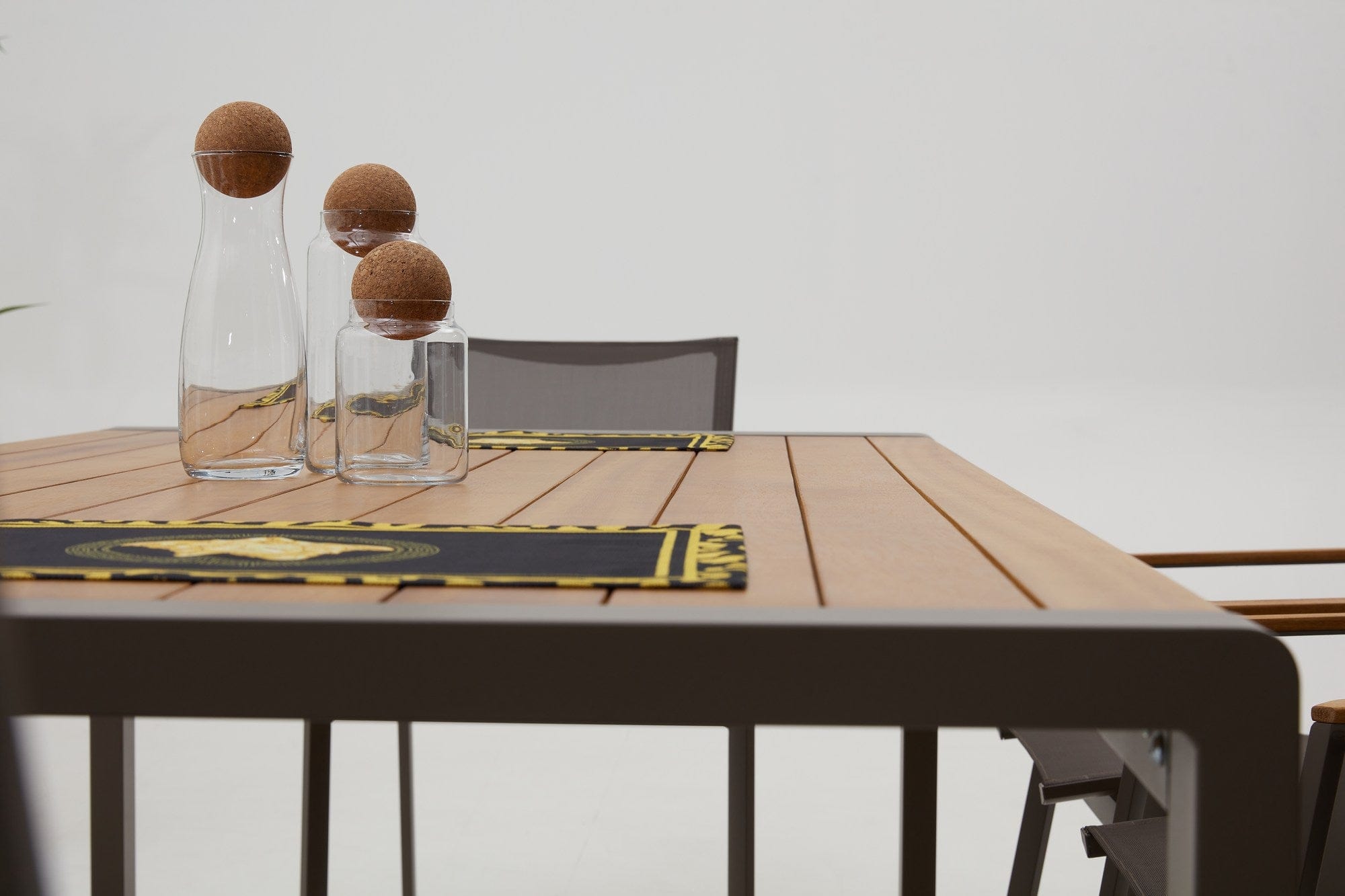 Set masa de gradina / terasa din lemn si aluminiu + 6 scaune de gradina, Lara Cappuccino / Natural, L160xl90xH75 cm (4)