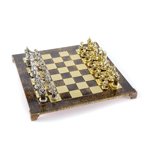 Manopoulos Set sah piese si tabla din alama, lucrate manual, Medieval Knights, Tabla Maro cu piese Auriu / Argintiu, 44 x 44 cm