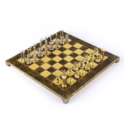 Manopoulos Set sah piese si tabla din alama, lucrate manual, Minoan Warrior, Tabla Maro cu piese Auriu / Argintiu, 36 x 36 cm