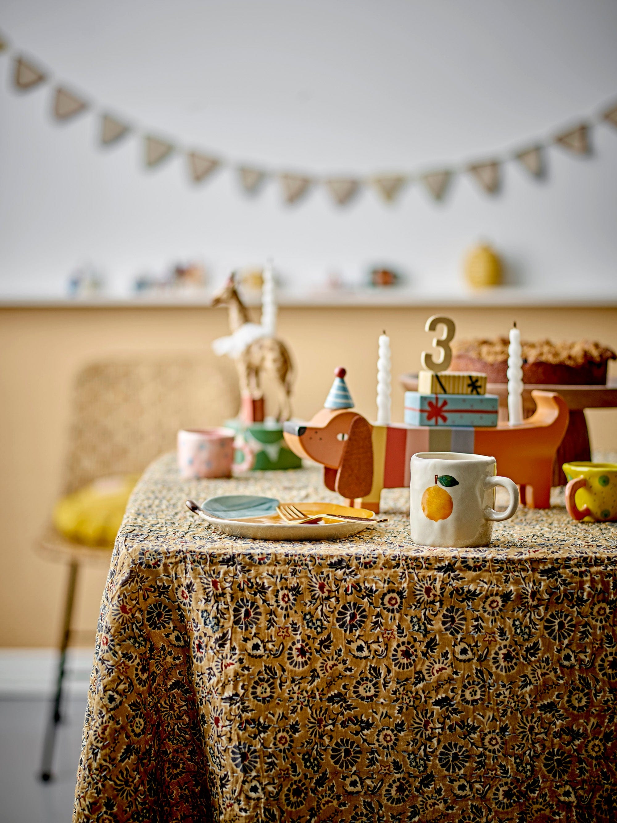 Suport lumanari pentru aniversare din lemn si MDF, Charlie Maro, L28xl5xH14 cm (5)