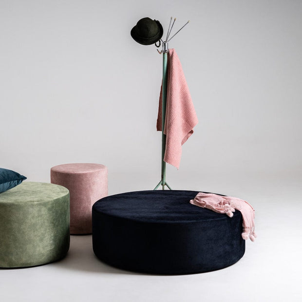 Taburet tapitat cu stofa, Sari Mov, Ø100xH35 cm (1)