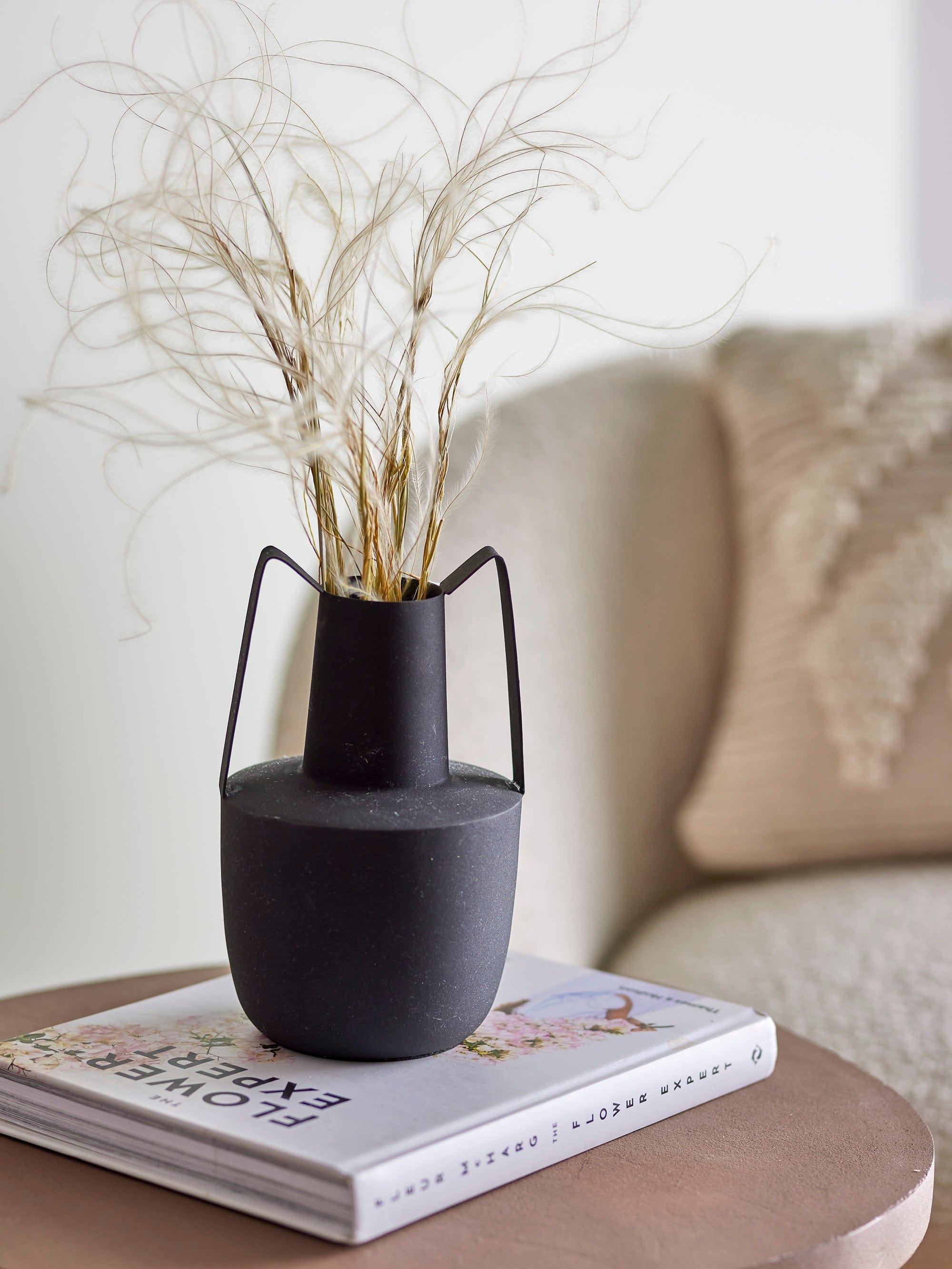 Vaza decorativa din metal, Itamar Negru, Ø12,5xH20,5 cm (5)