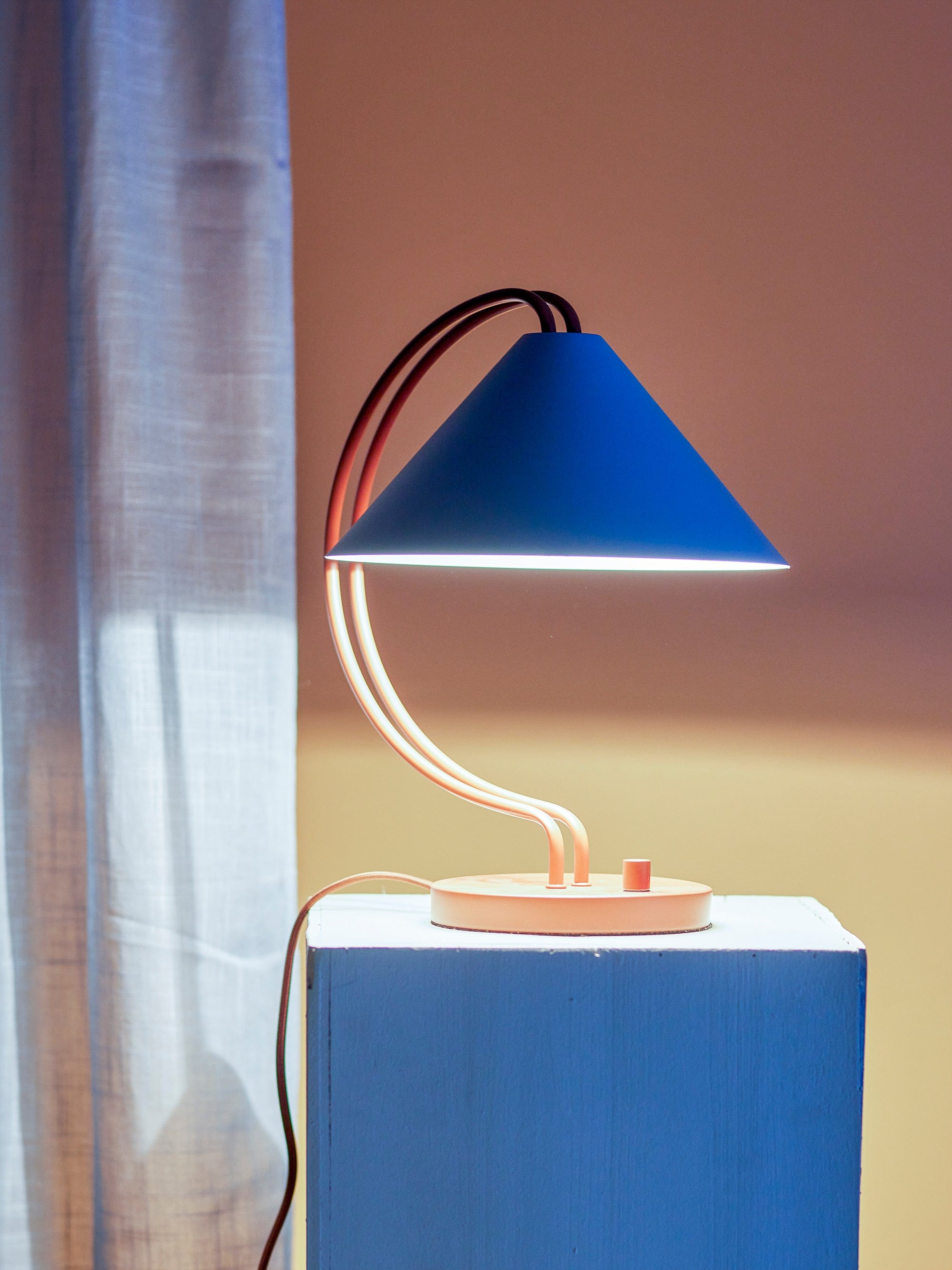 Veioza Janya Rosu (3)