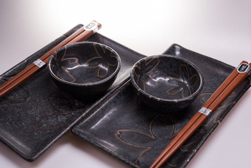 Set japonez pentru servire sushi, din ceramica, Stylized Flowers Negru, 4 piese (2)