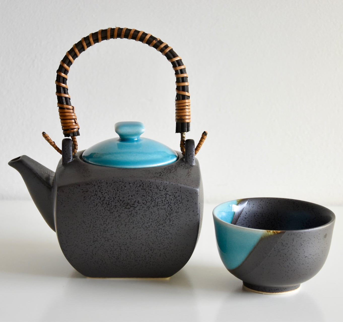 Set japonez pentru servire ceai, din ceramica,  Section Argintiu, 5 piese (1)