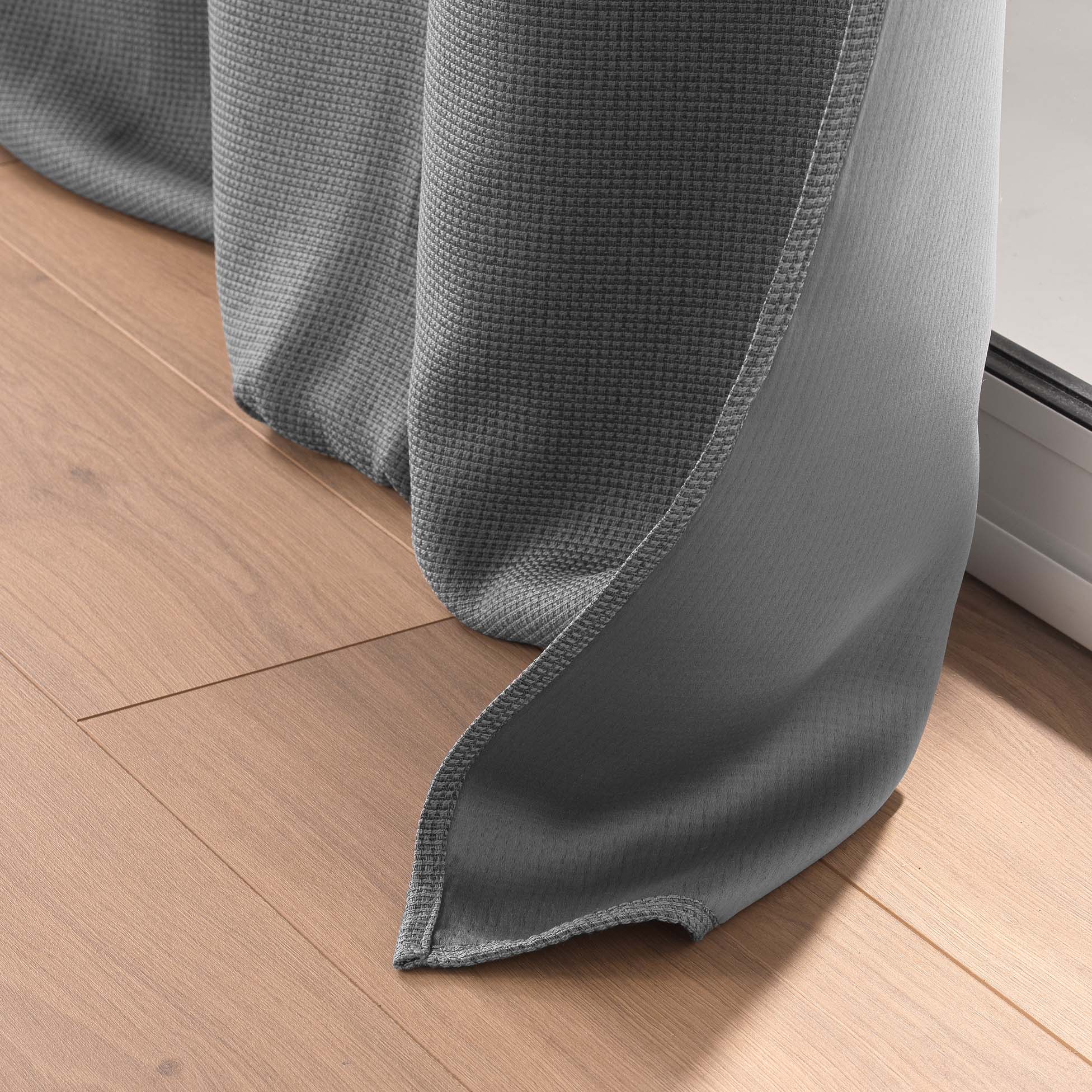 U10 Draperie Blackout Blake Antracit, 135 x 240 cm