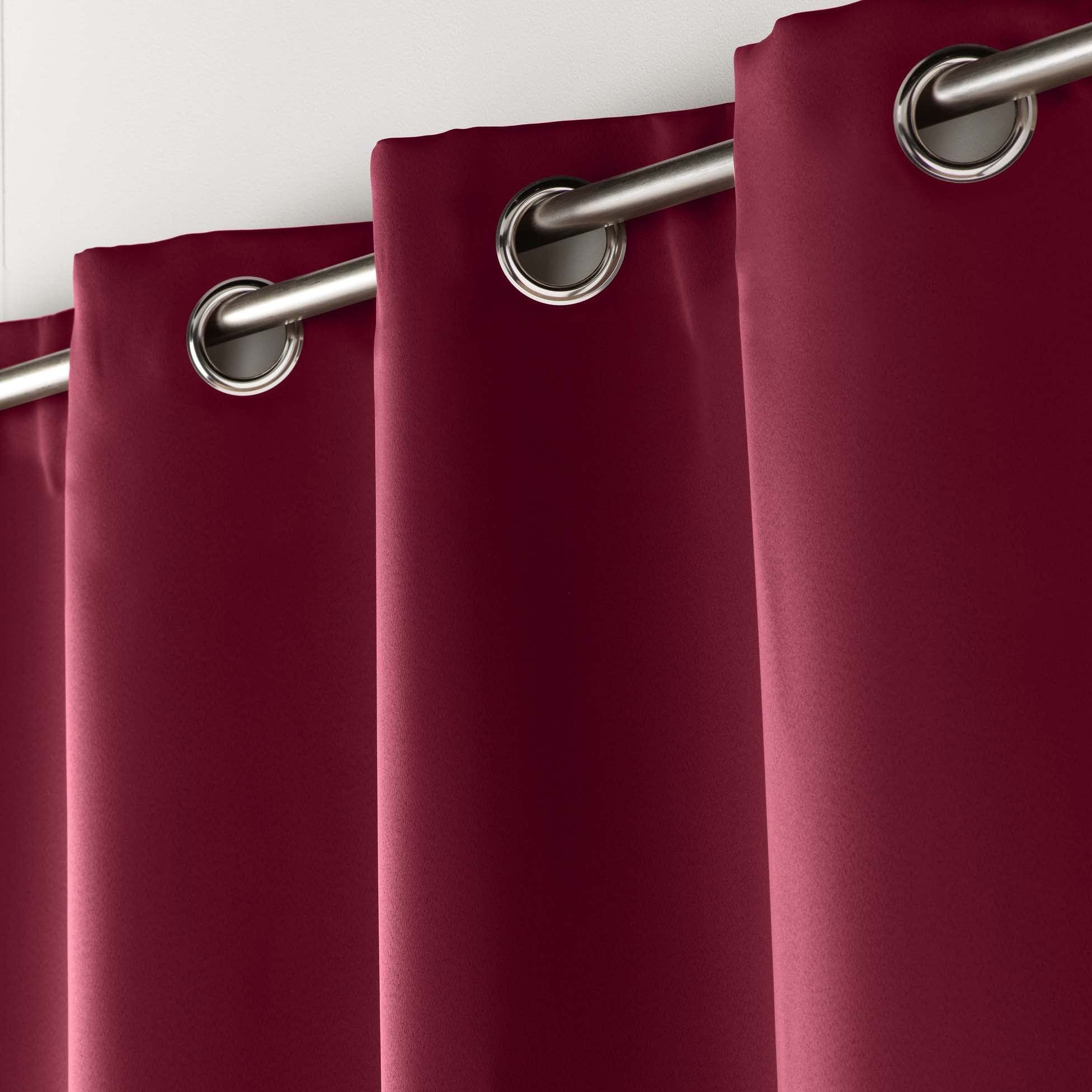 U10 Draperie Blackout Occult Bordeaux, 135 x 240 cm