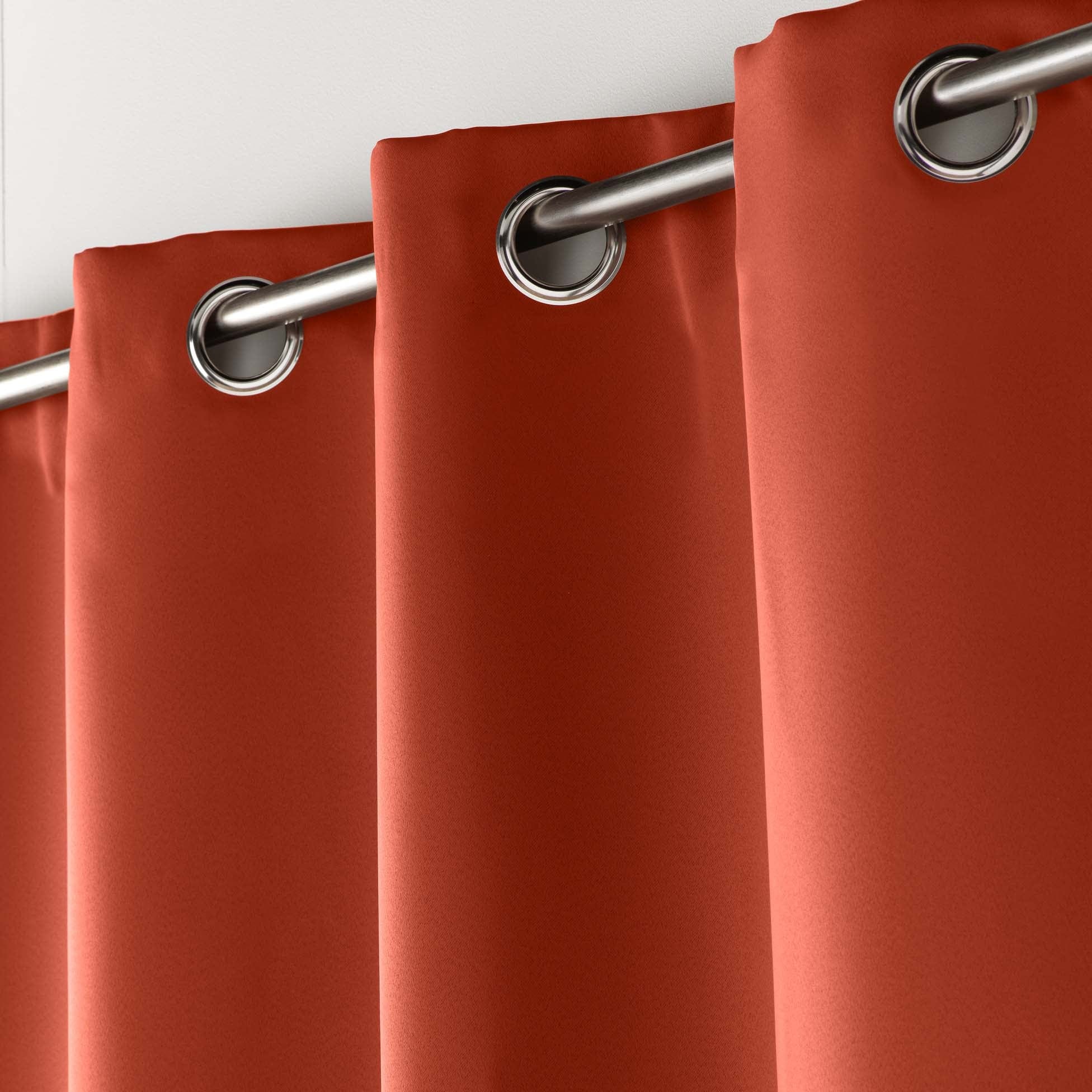 U10 Draperie Blackout Occult Caramiziu, 135 x 180 cm