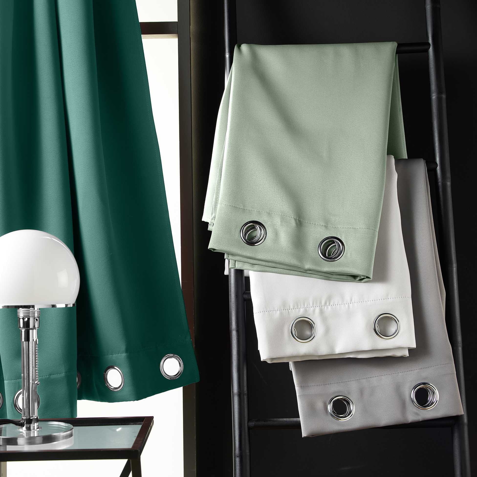 U10 Draperie Blackout Occult Verde, 135 x 240 cm