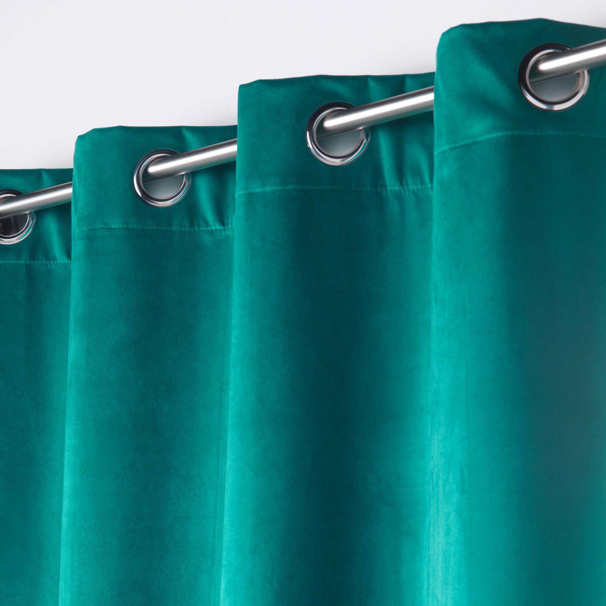 U10 Draperie Blackout Velounight Verde, 135 x 260 cm