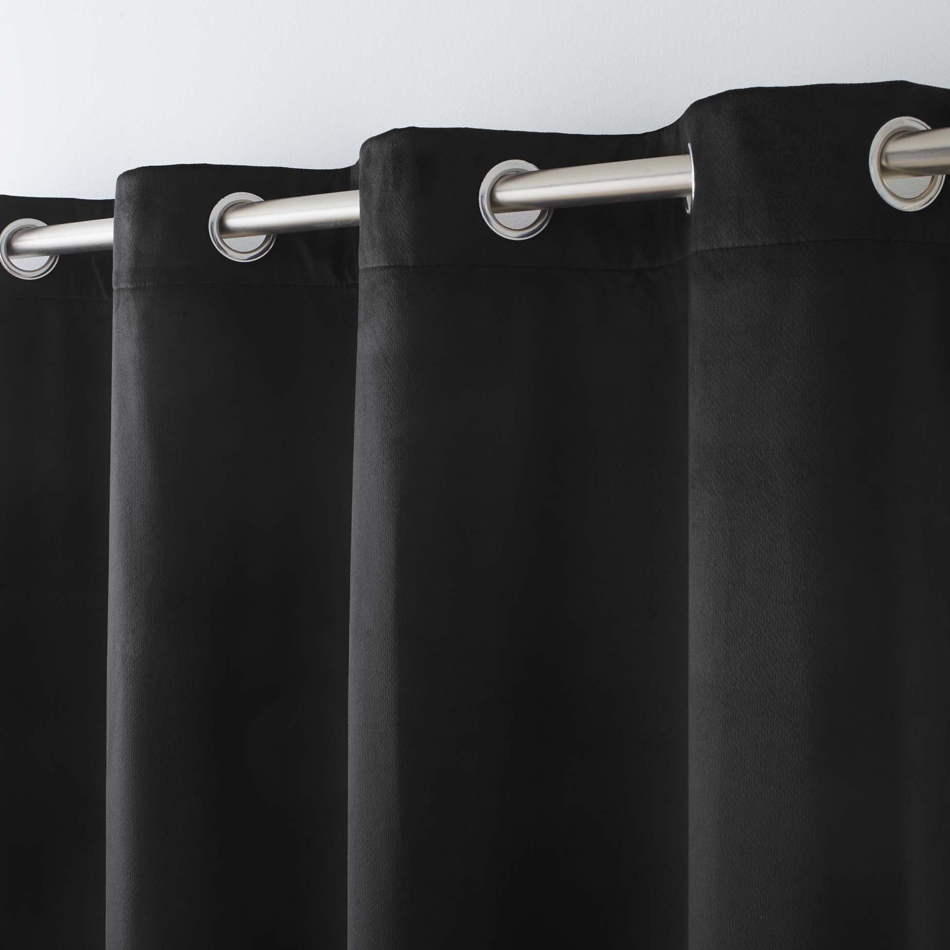 U10 Draperie Polarchic Velvet Negru, 140 x 260 cm