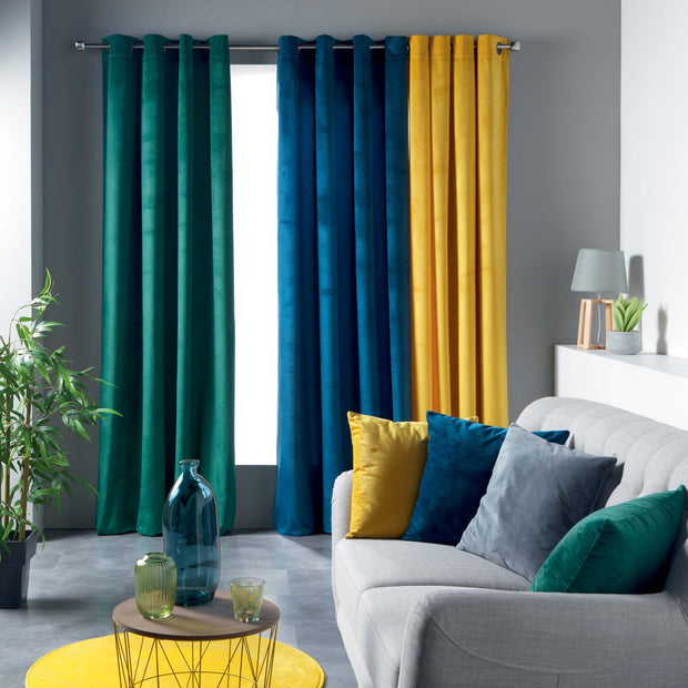 U10 Draperie Veloutea Velvet Verde, 140 x 240 cm