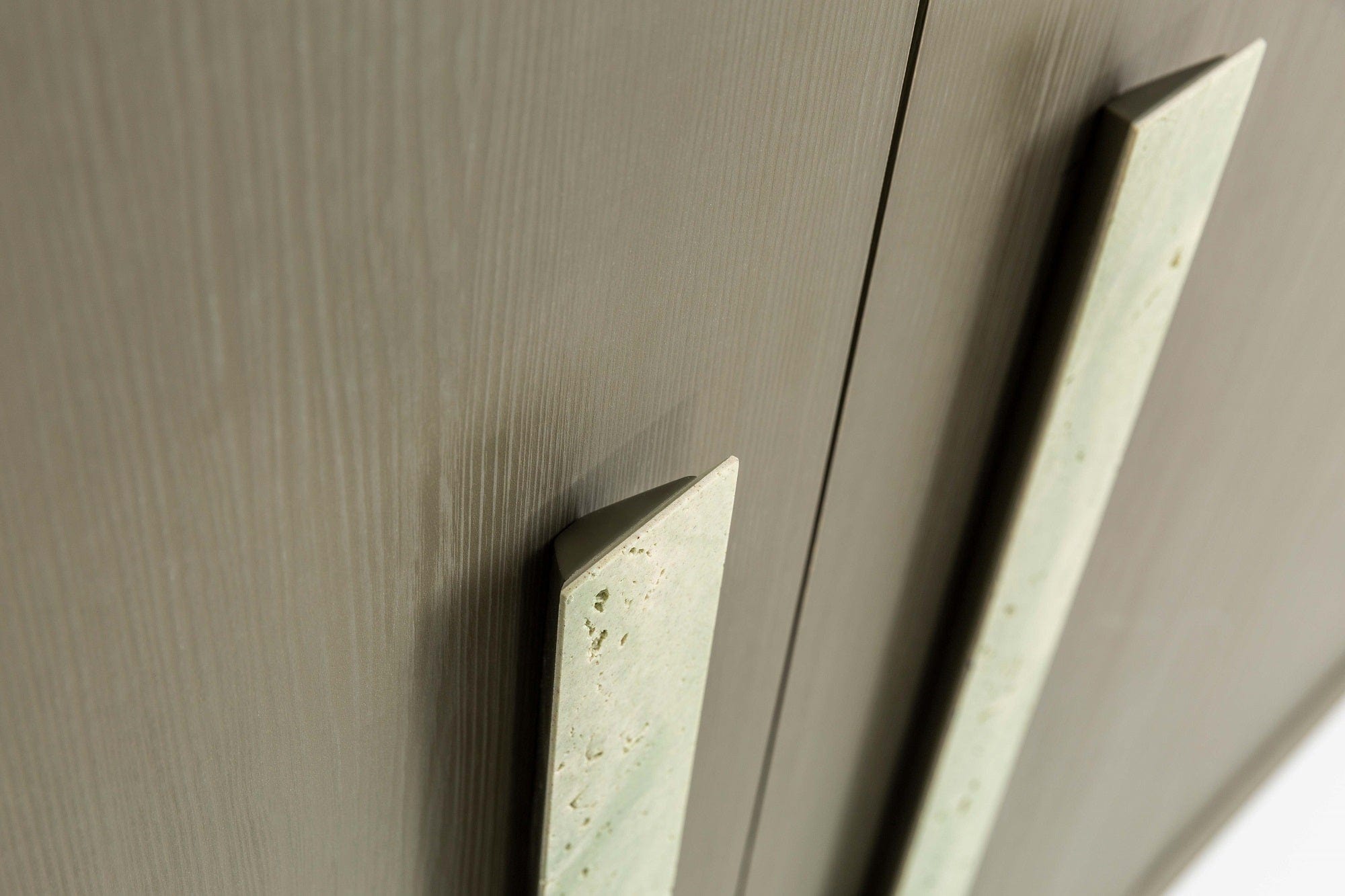 Candess Dulap din pal, MDF si sticla, cu 6 usi, Da Vinci Grej, l270xA57,4xH230 cm