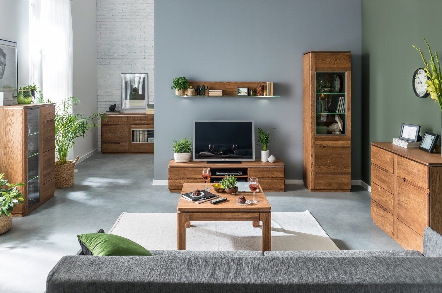 Etajera din furnir si sticla cu LED inclus Montenegro 35 Large Stejar Rustic, l160xl25xH23 cm (3)