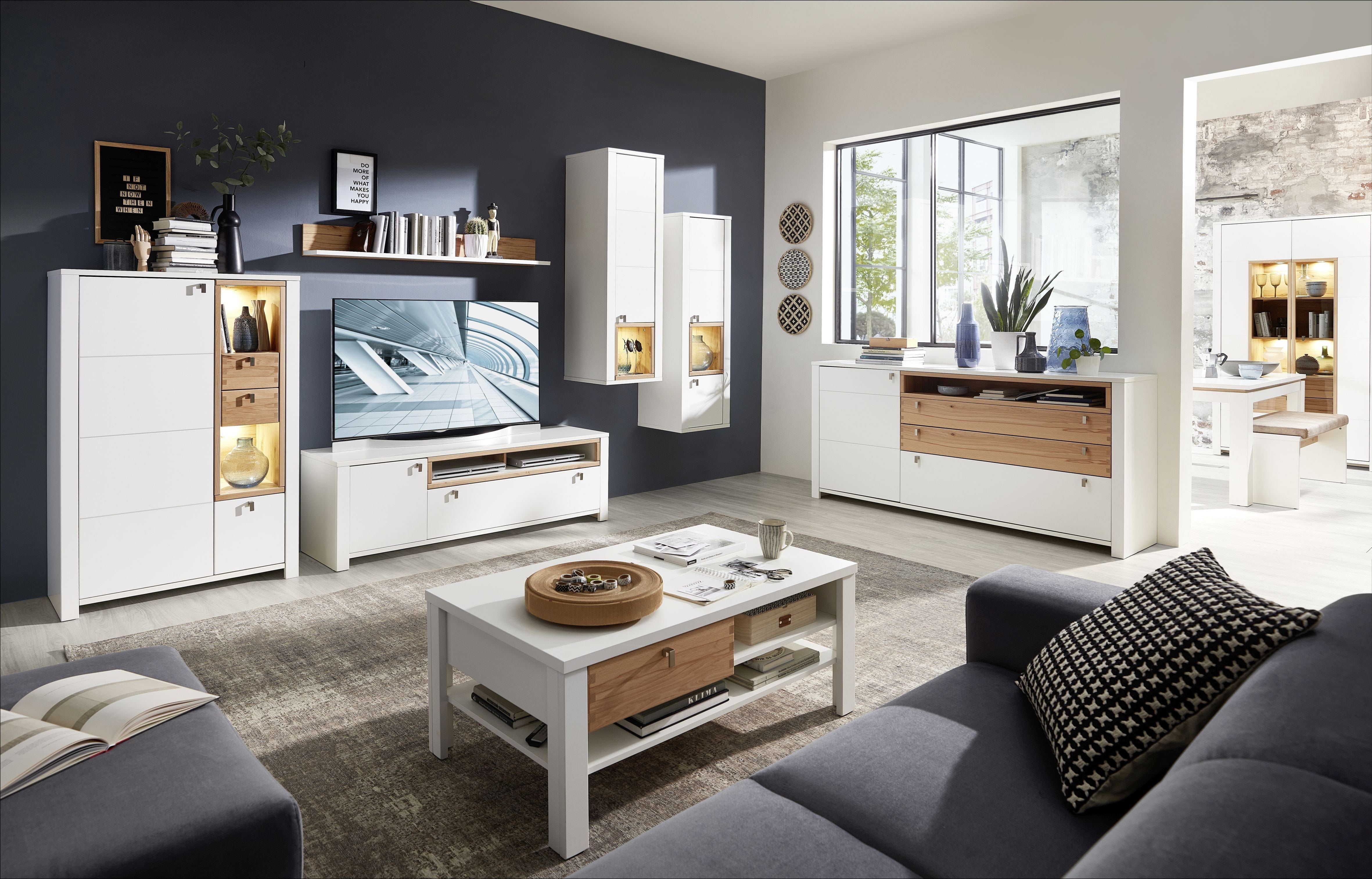 Innostyle Etajera suspendata din pal si MDF Selina Alb / Natur, l140xA20xH16 cm