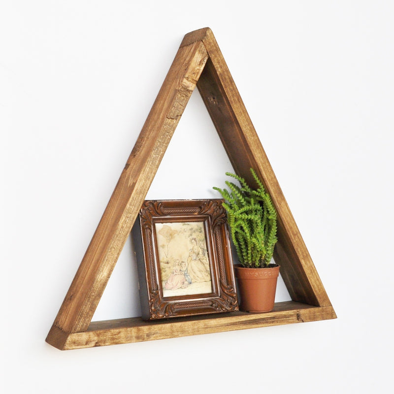 Etajera suspendata din lemn Triangle Nuc, l33xA6xH30 cm (1)
