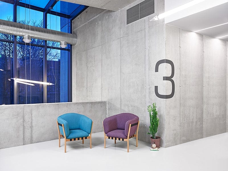 Ton Fotoliu din lemn de stejar, tapitat cu stofa Dowel Green, l45xA52xH85 cm