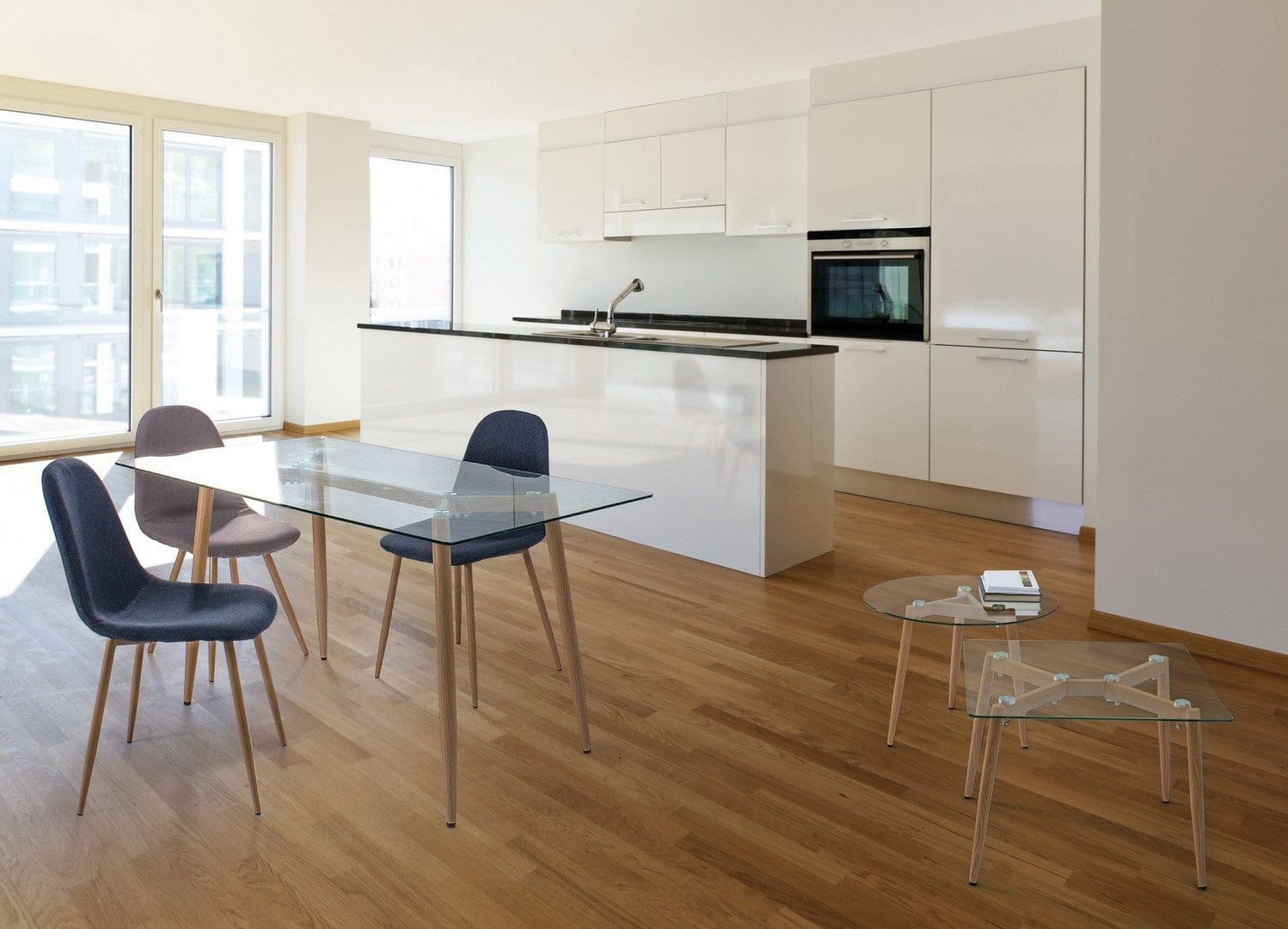 Masa de cafea din sticla si metal Oakland Transparent / Natural, Ø60xH45 cm (1)