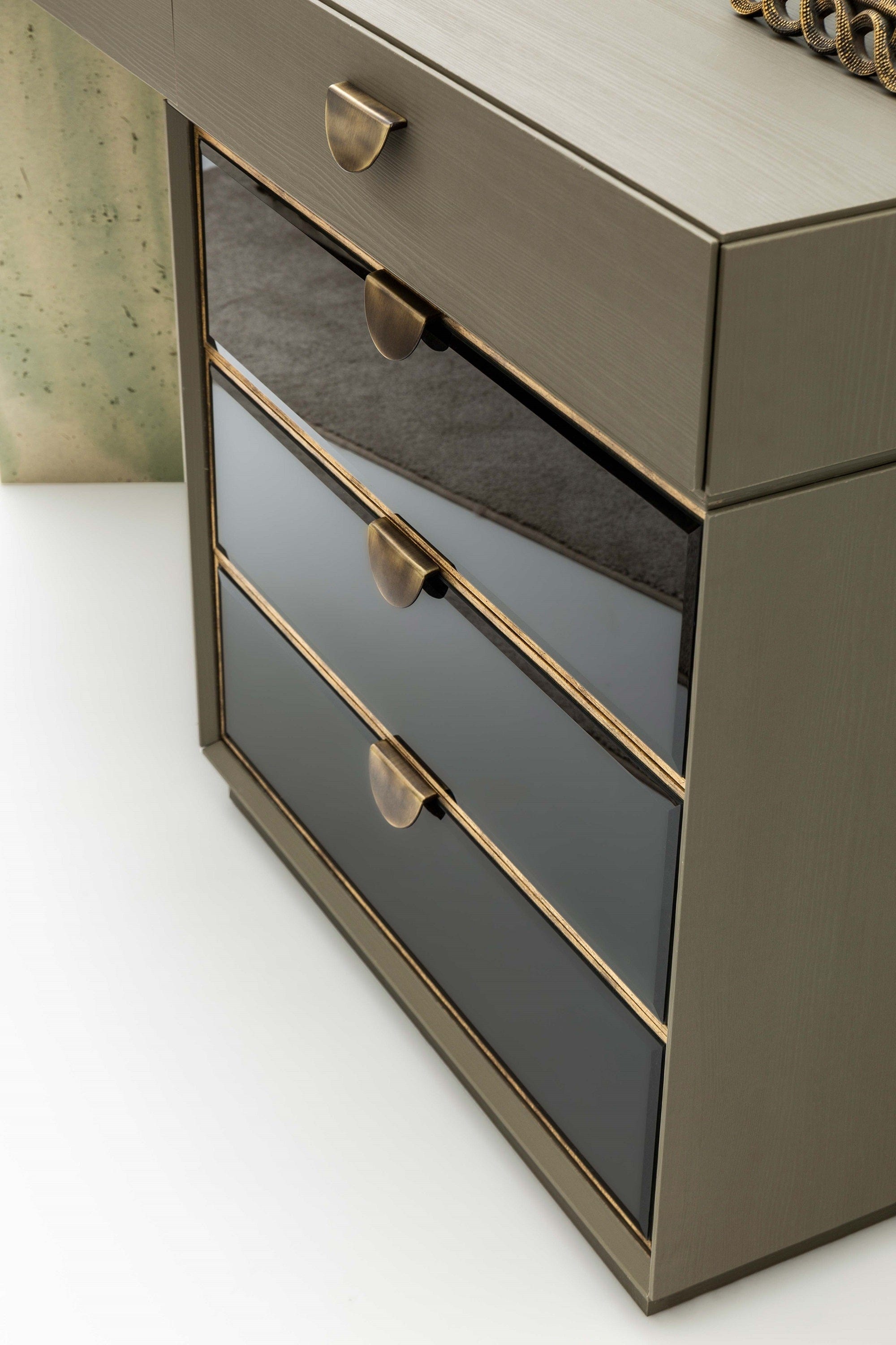 Candess Masa de machiaj din pal si MDF, cu oglinda si 5 sertare, Da Vinci Grej / Negru, l156xA45,5xH84,4 cm