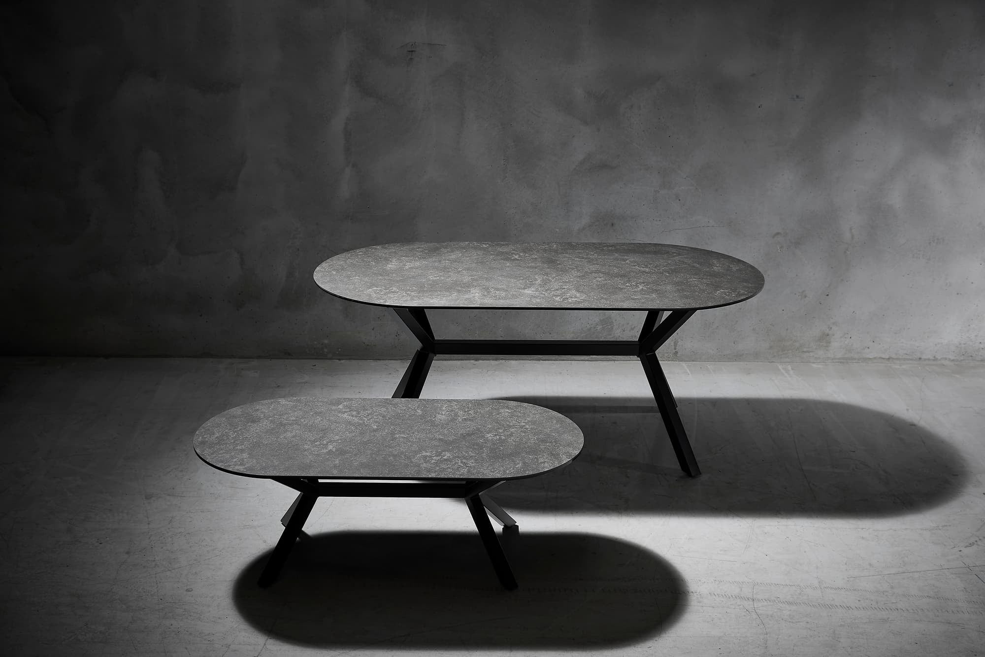 Masa din sticla, ceramica si metal Laxey Negru, L180xl90xH74 cm (2)